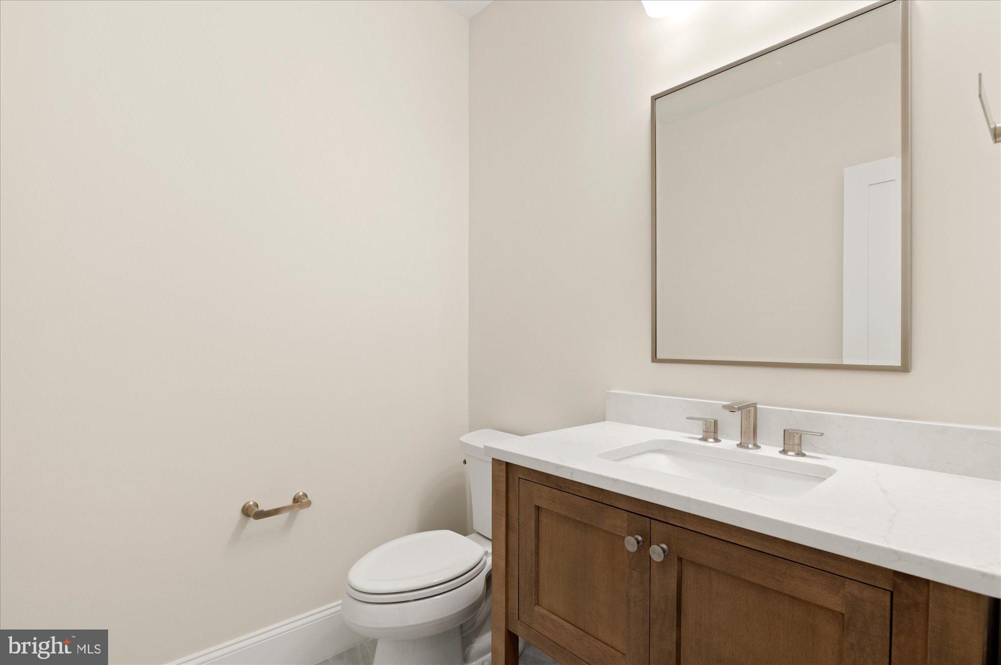 COUNTRY CLUB HILLS - Residential