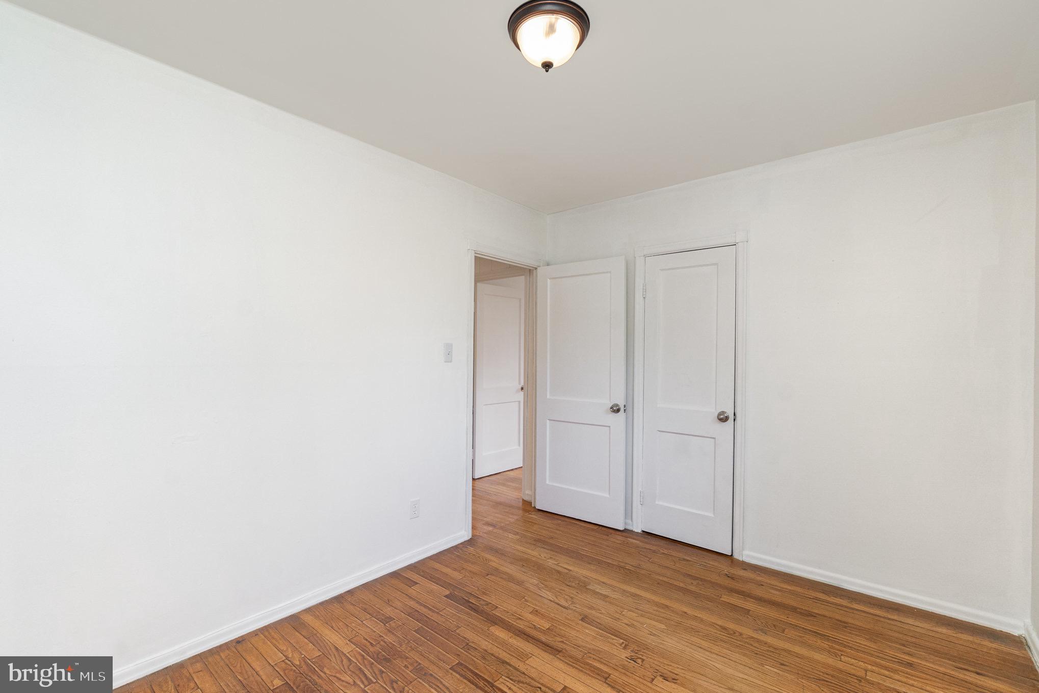 WINDSOR VILLAGE - Residential