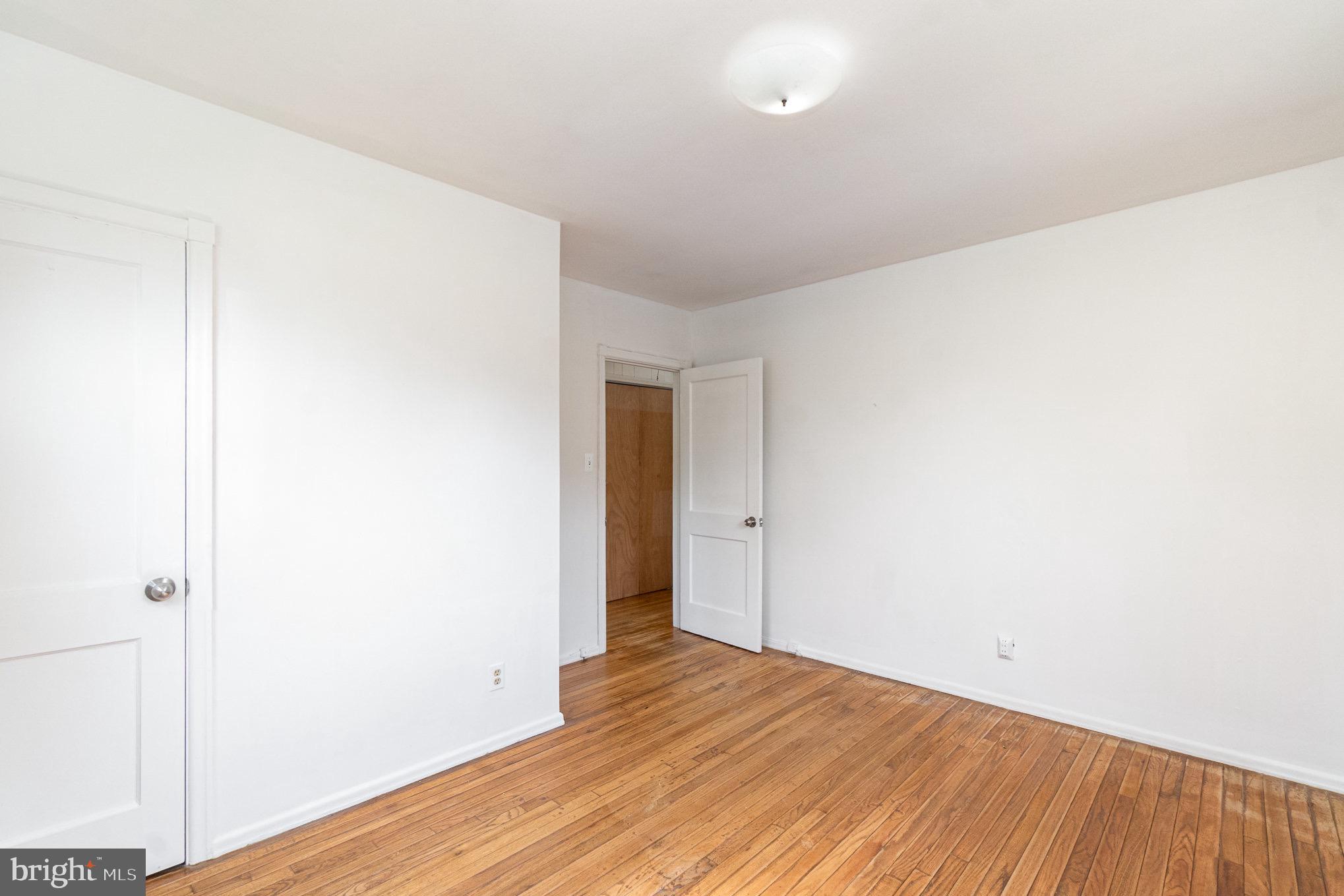 WINDSOR VILLAGE - Residential