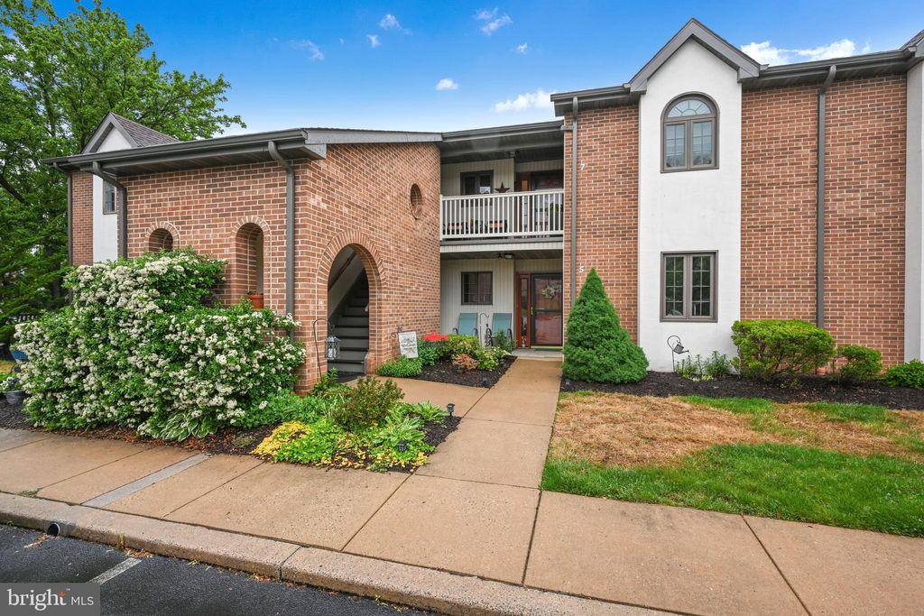 Photo of 7 Black Oak Drive, LANCASTER, PA 17602 (MLS # PALA2069884)