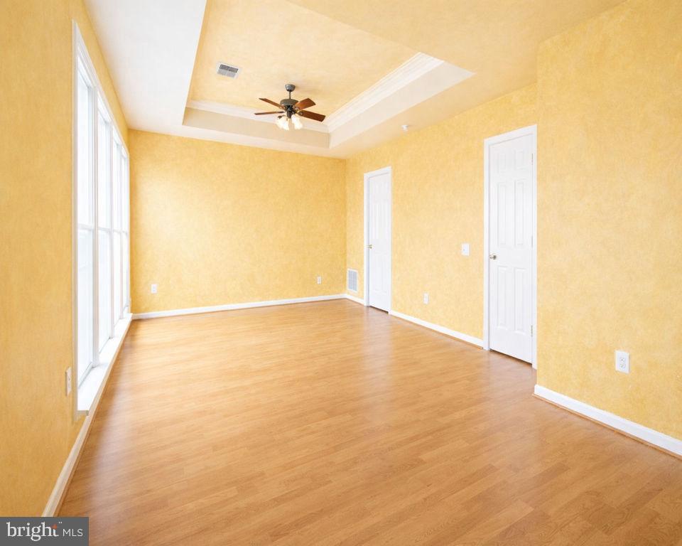 OVERLOOK - Residential Lease