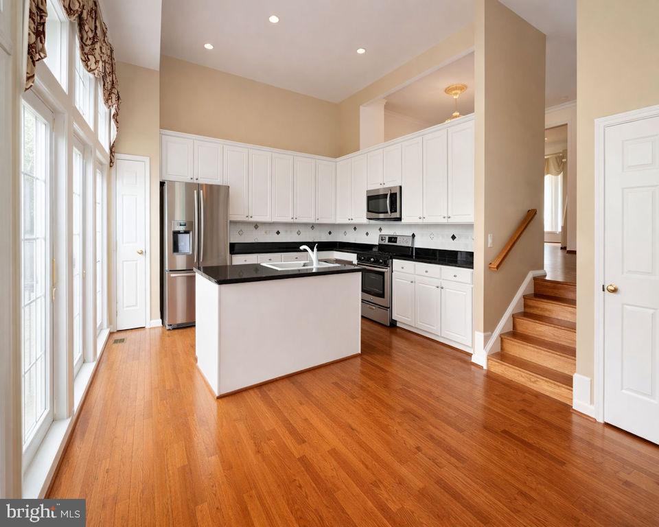 OVERLOOK - Residential Lease