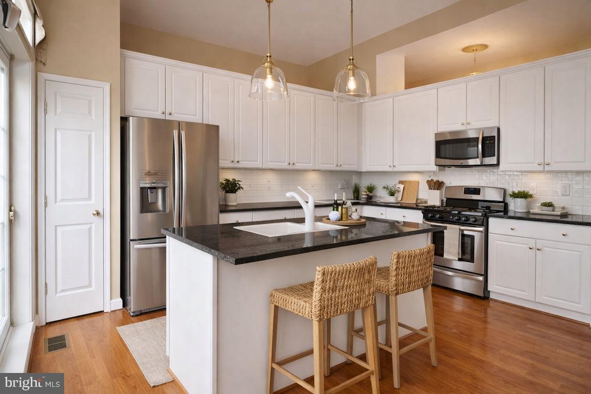 OVERLOOK - Residential Lease