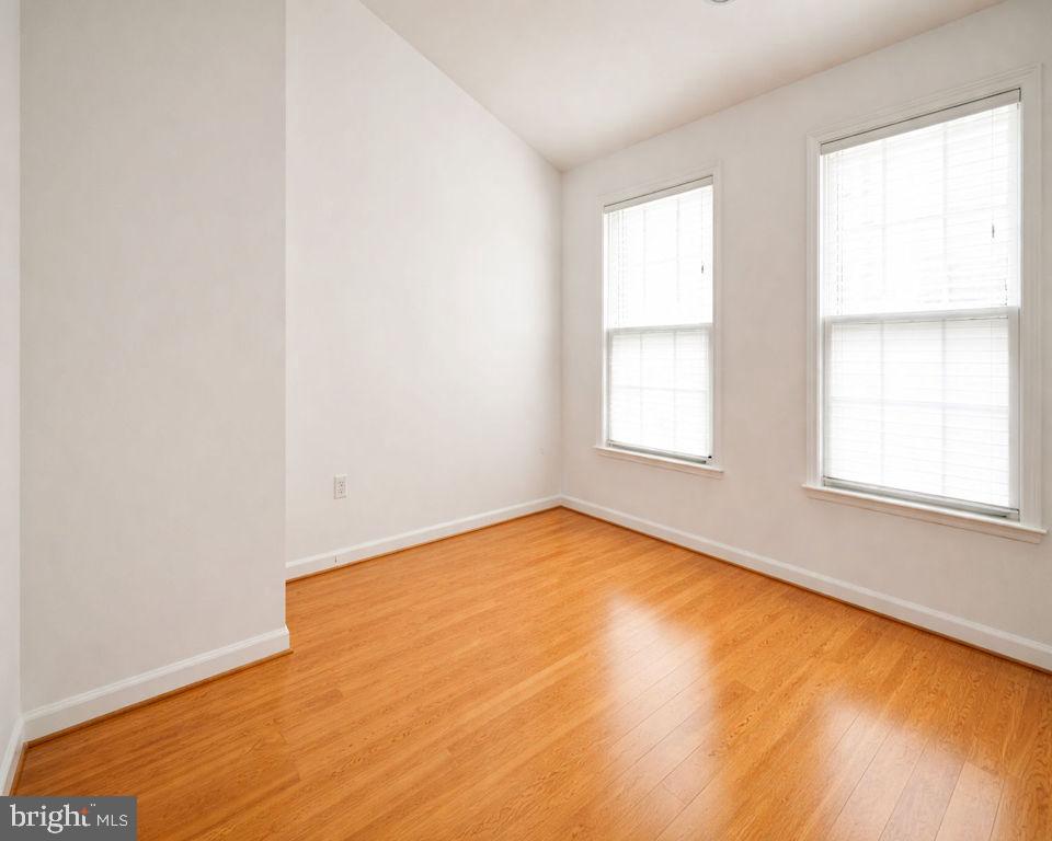 OVERLOOK - Residential Lease