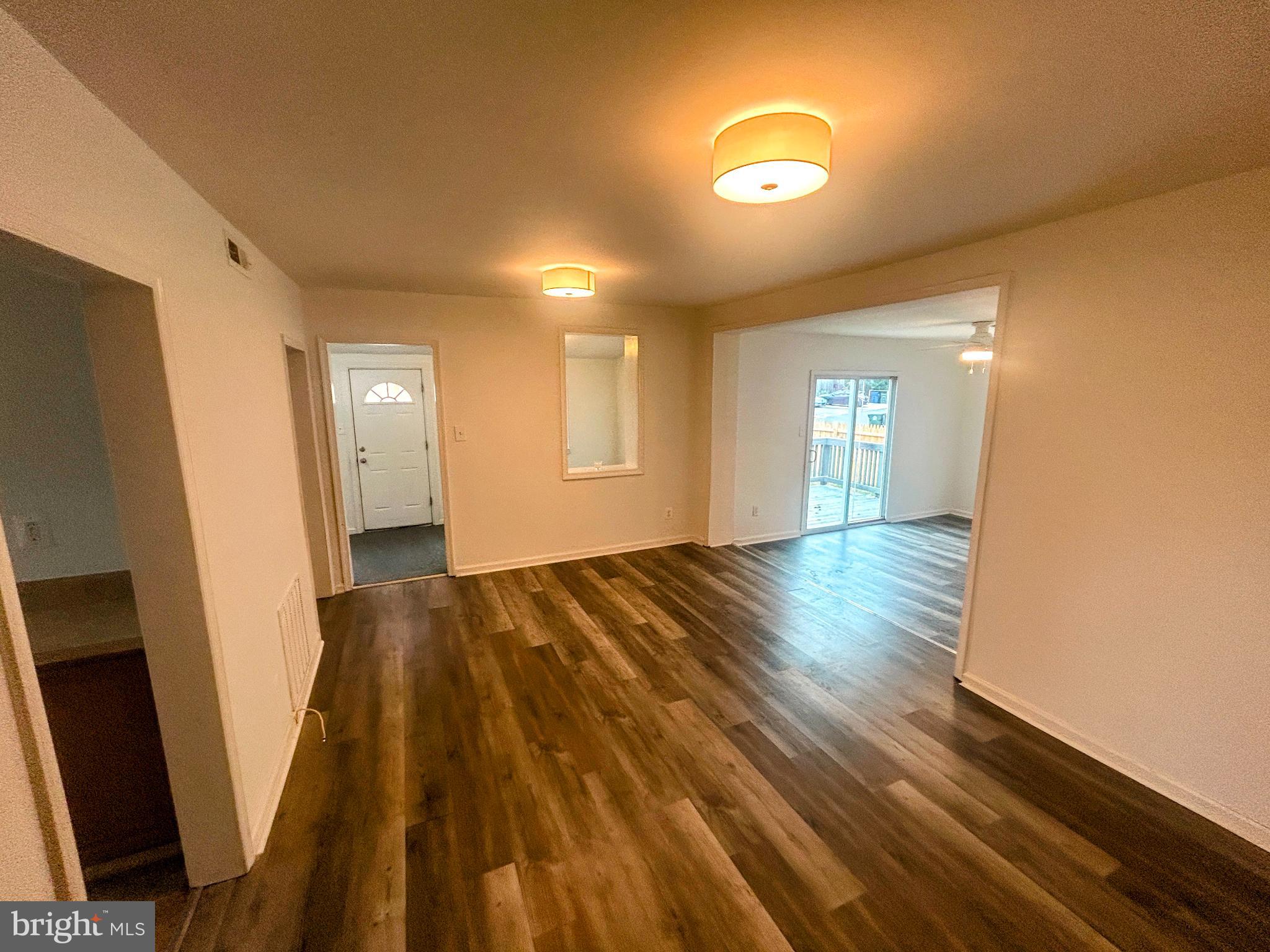 GARDEN CITY - Residential