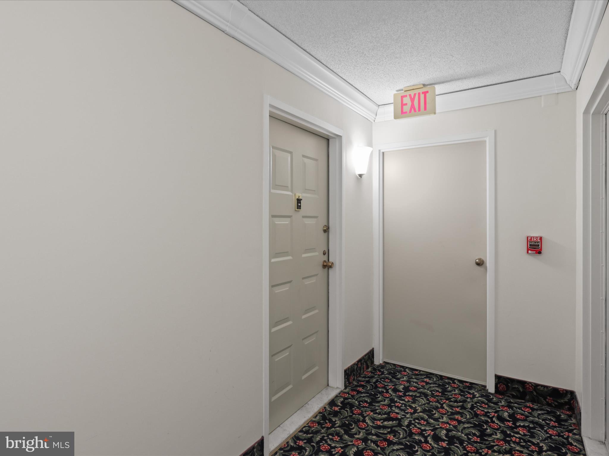 MCLEAN HOUSE - Residential