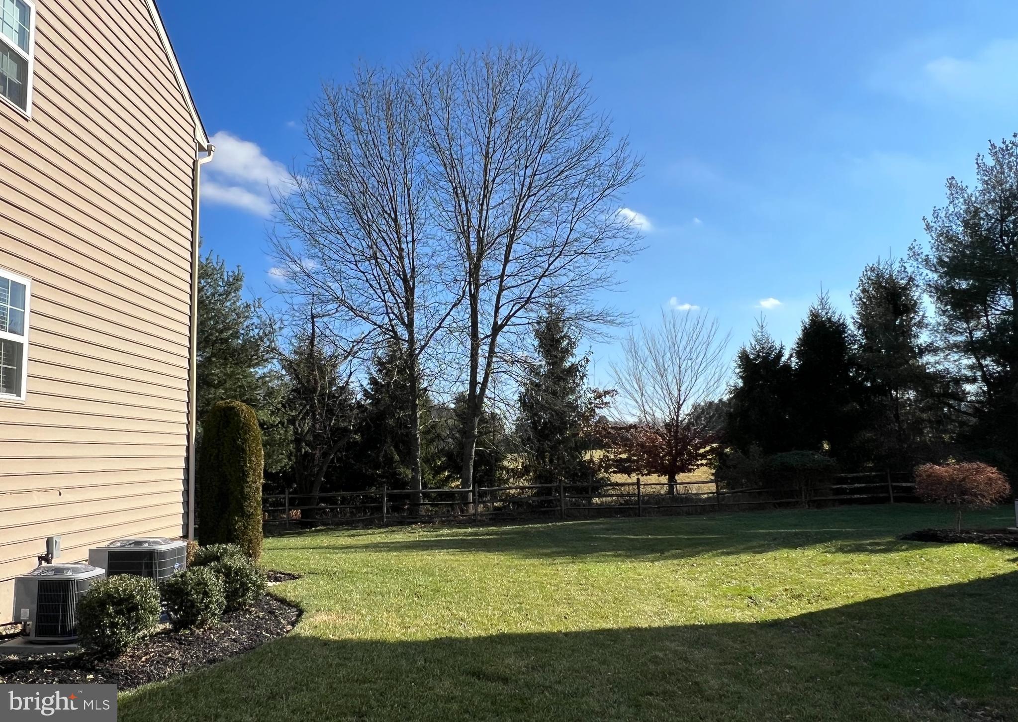 GOLF CLUB ESTATES - Residential