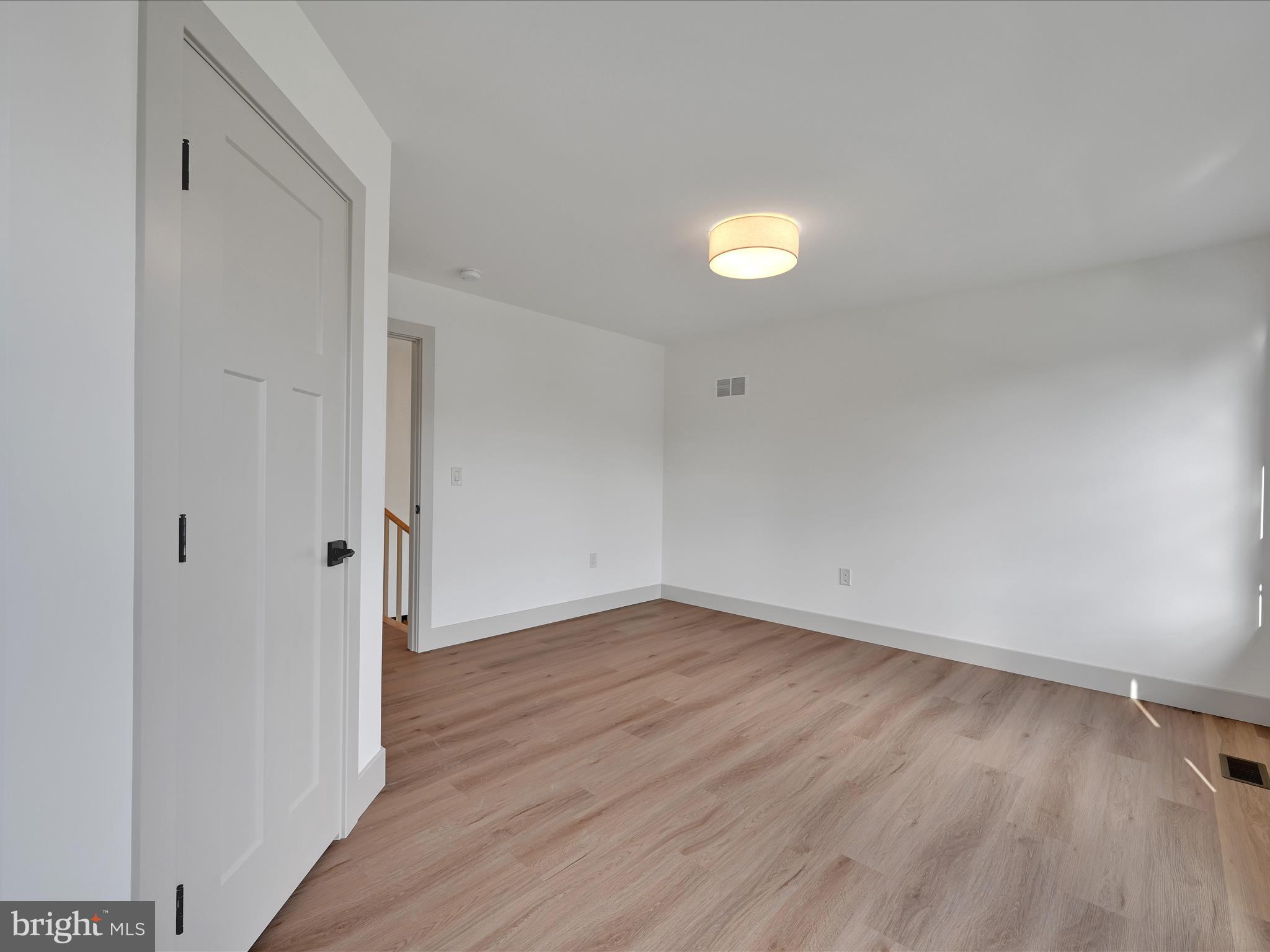 HAYDN MANOR - Residential