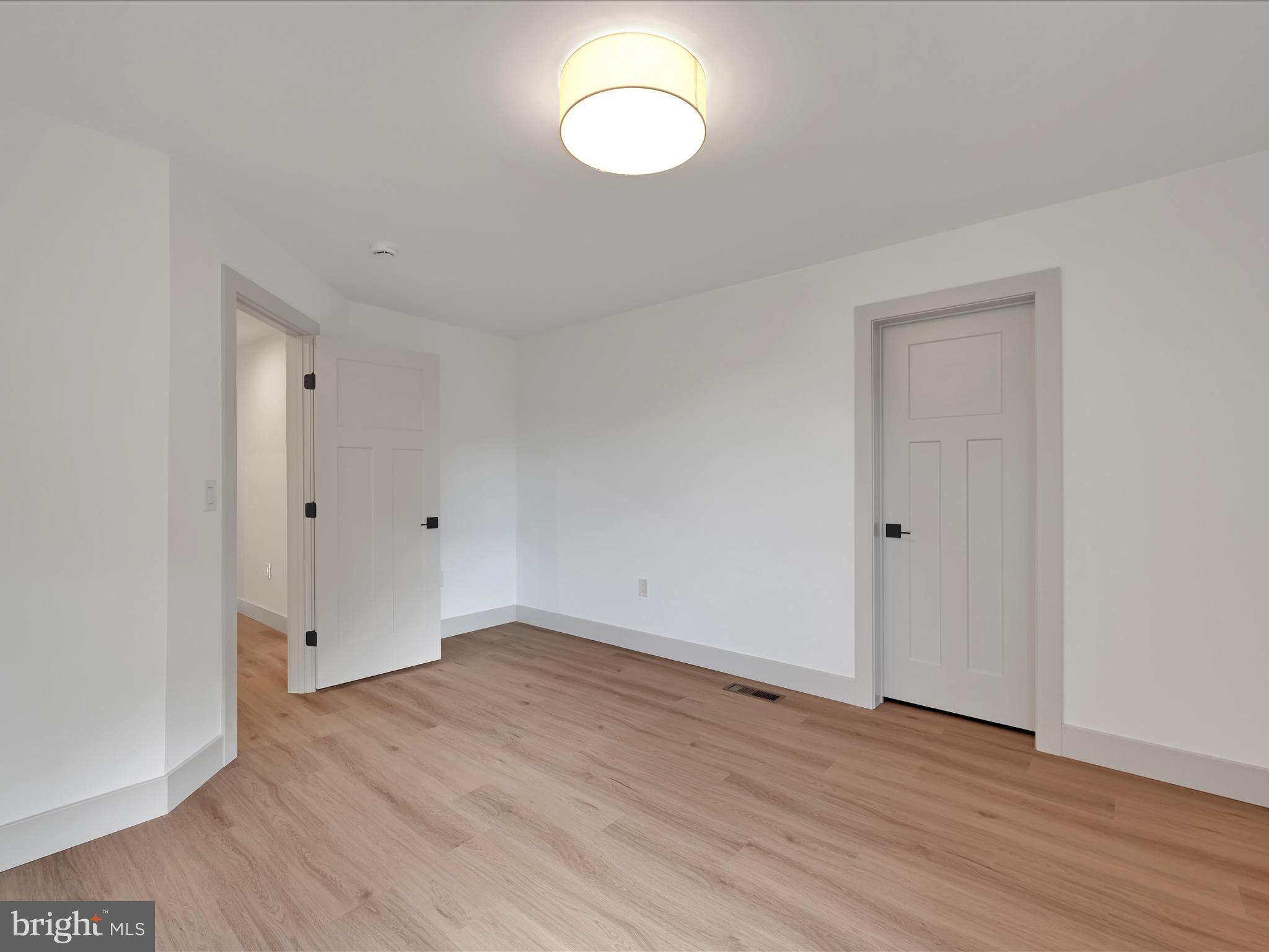 HAYDN MANOR - Residential