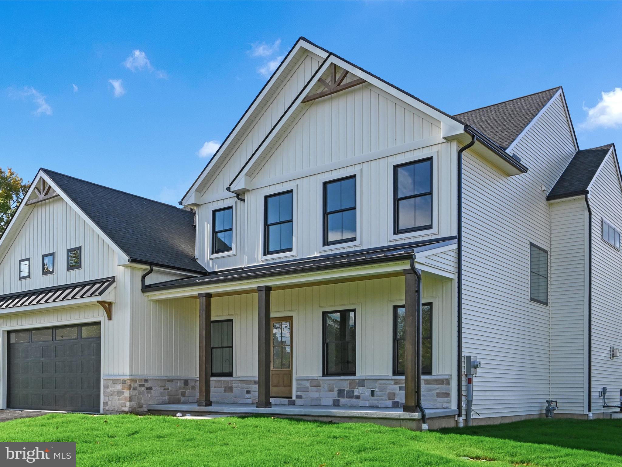 HAYDN MANOR - Residential