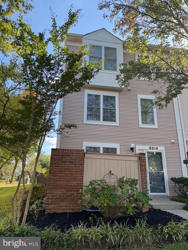 CHARLESGATE - Residential Lease