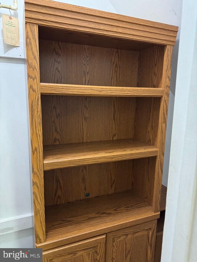 CHARLESGATE - Residential Lease