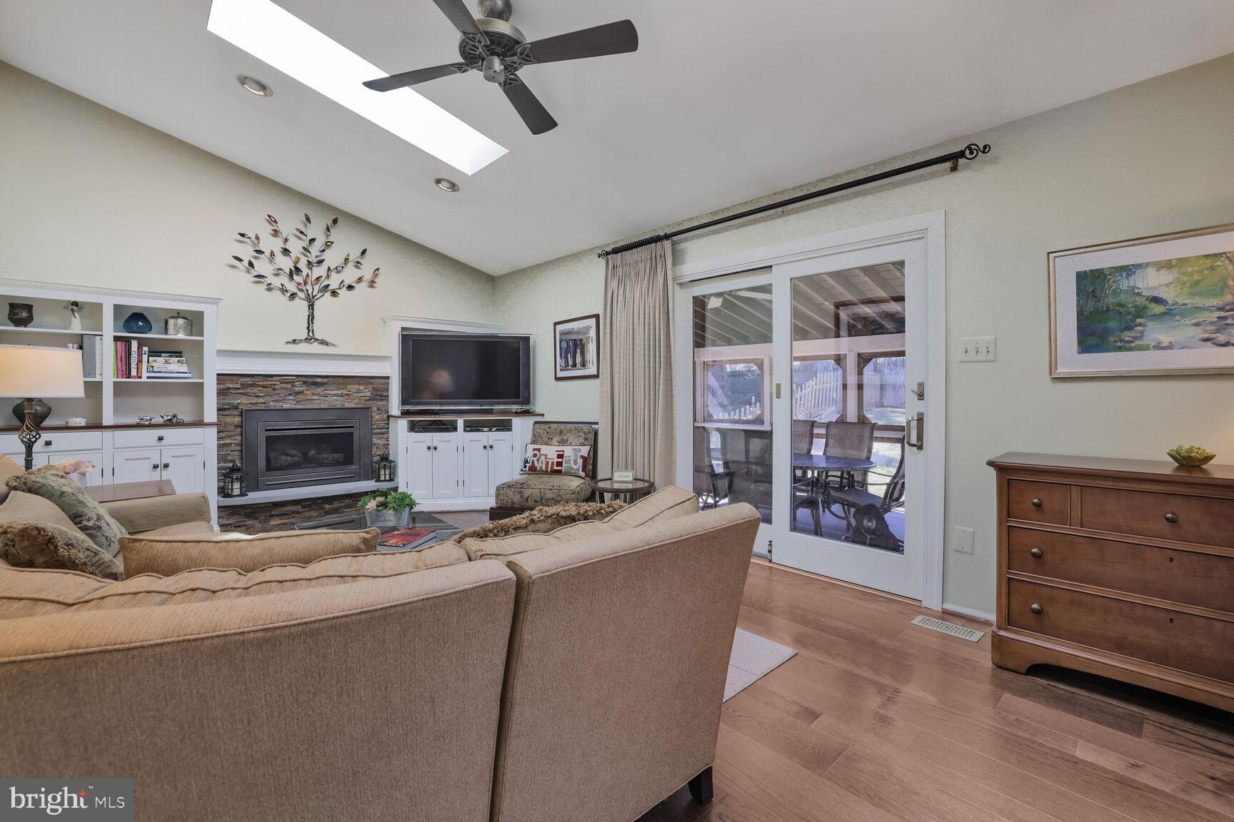 ORCHARD RIDGE - Residential