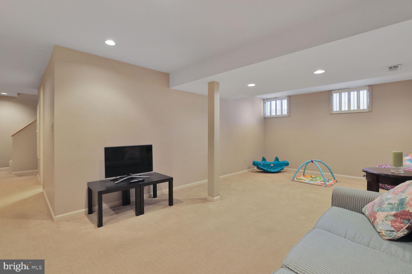 ORCHARD RIDGE - Residential