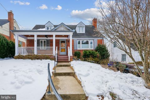 Photo of 4212 Matthews Lane, KENSINGTON, MD 20895 (MLS # MDMC2213966)