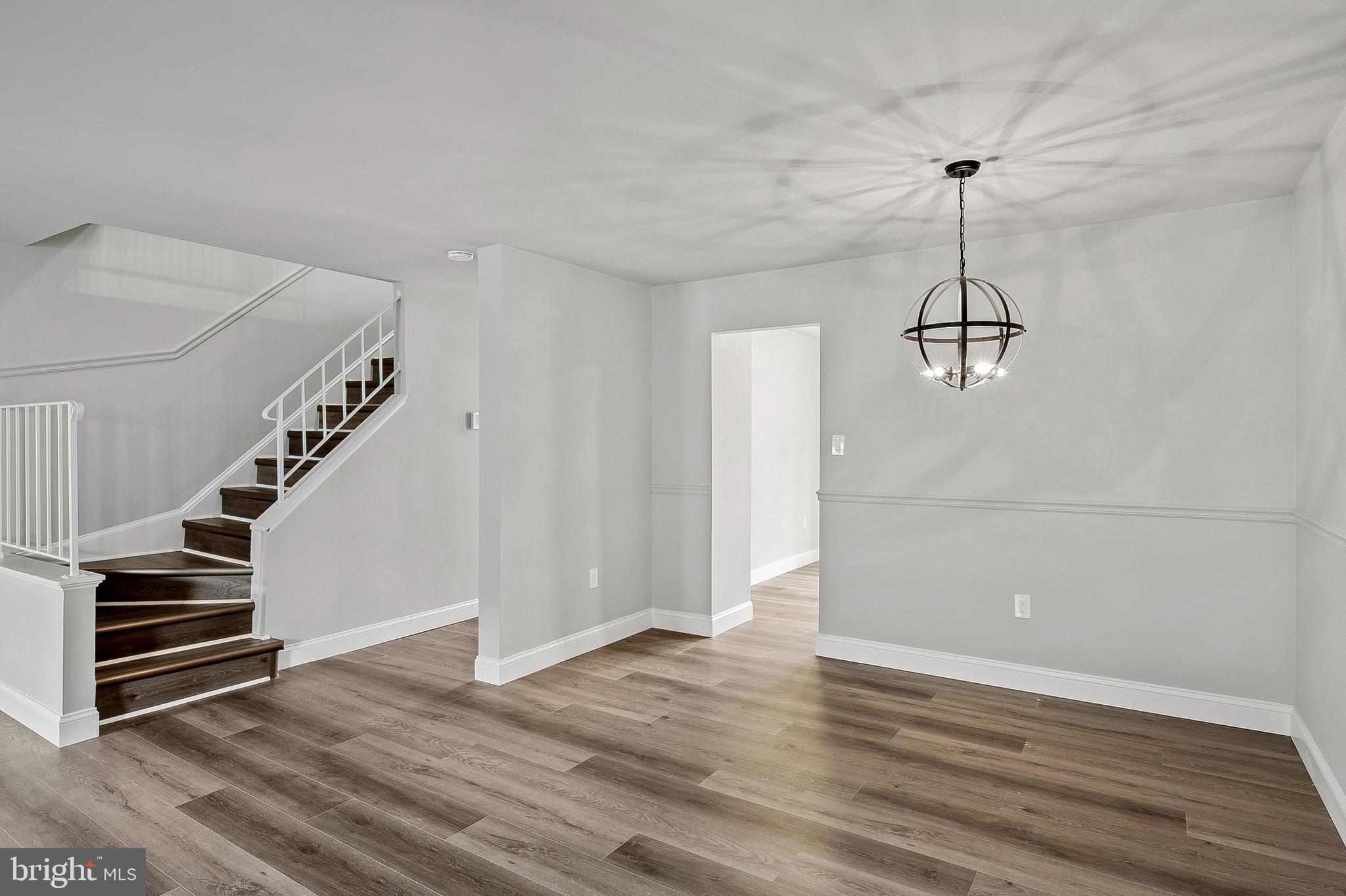 CROFTON MEWS CONDO - Residential Lease