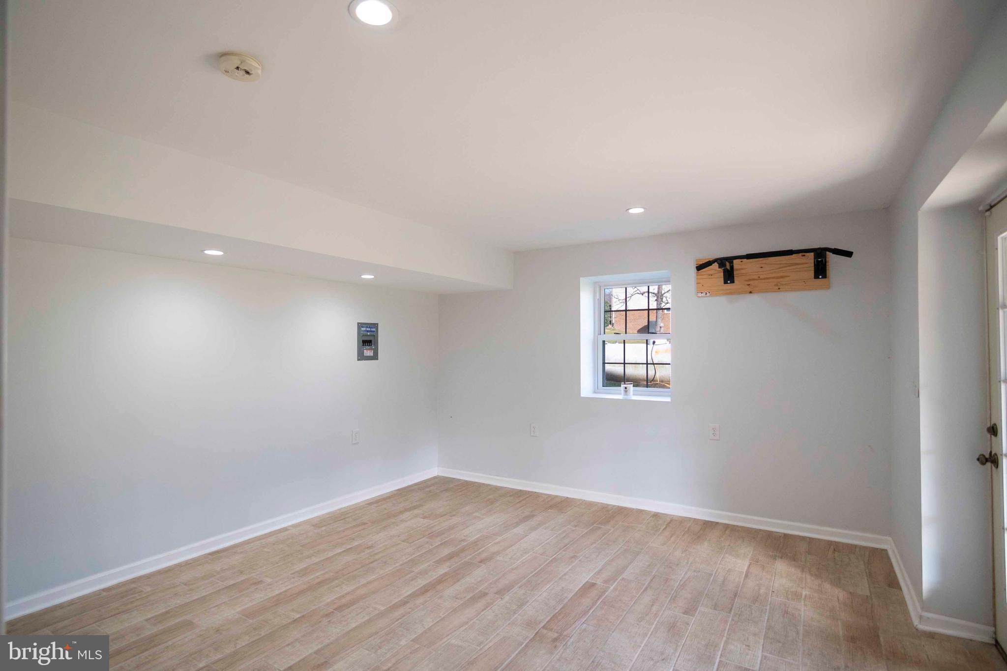 PINELAND PARK - Residential