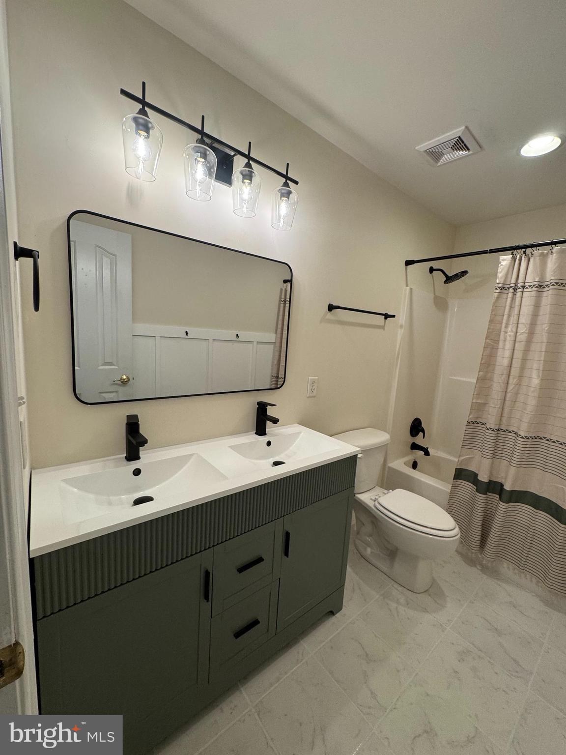 PINELAND PARK - Residential