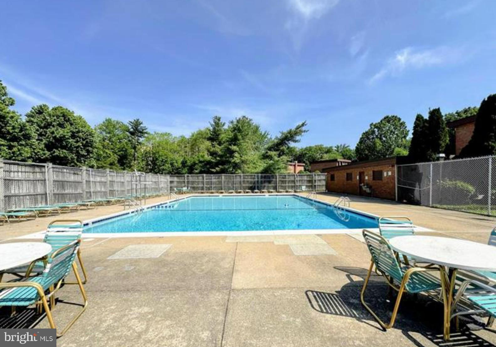 GEORGE MASON VILLAGE - Residential Lease