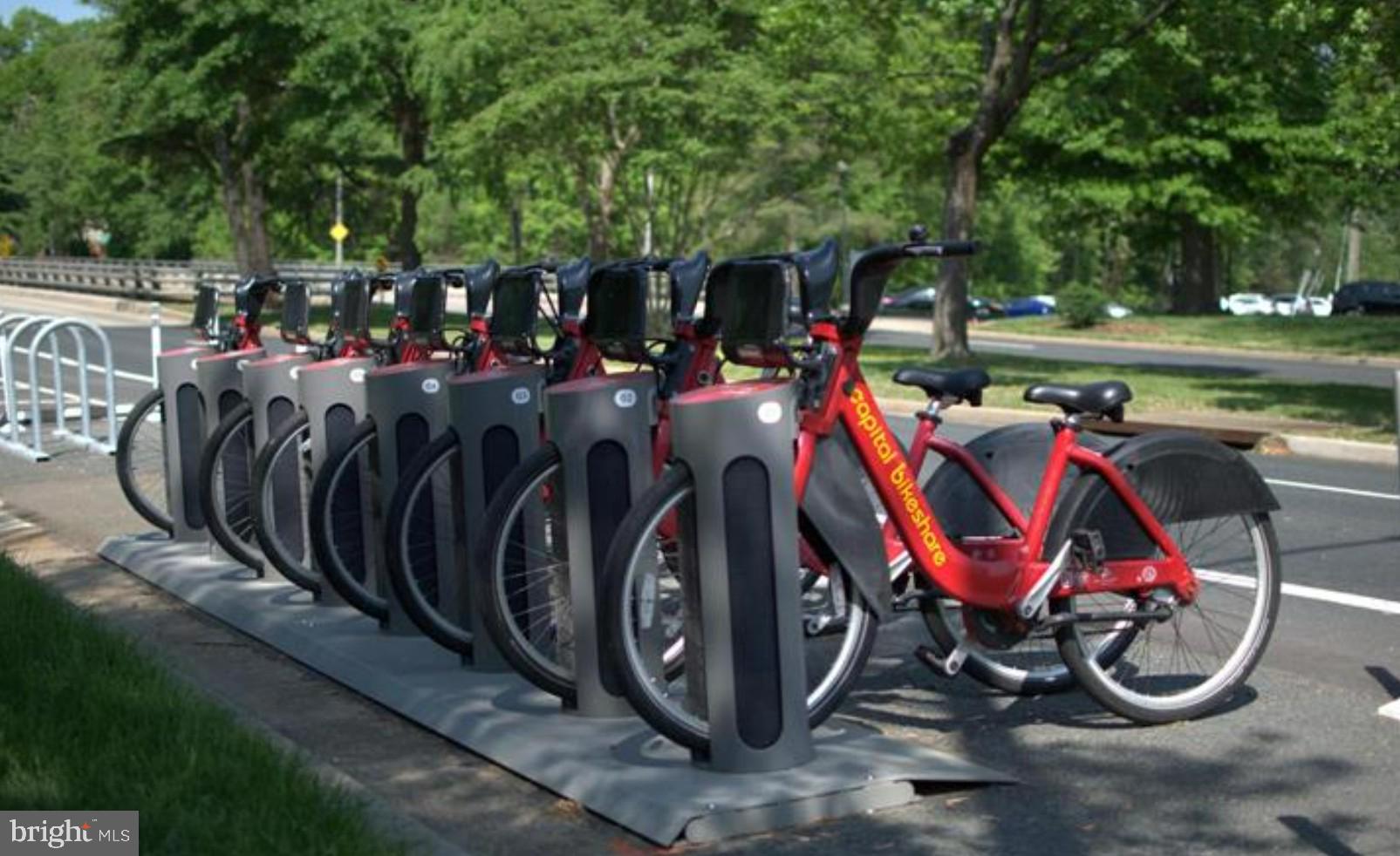 GEORGE MASON VILLAGE - Residential Lease