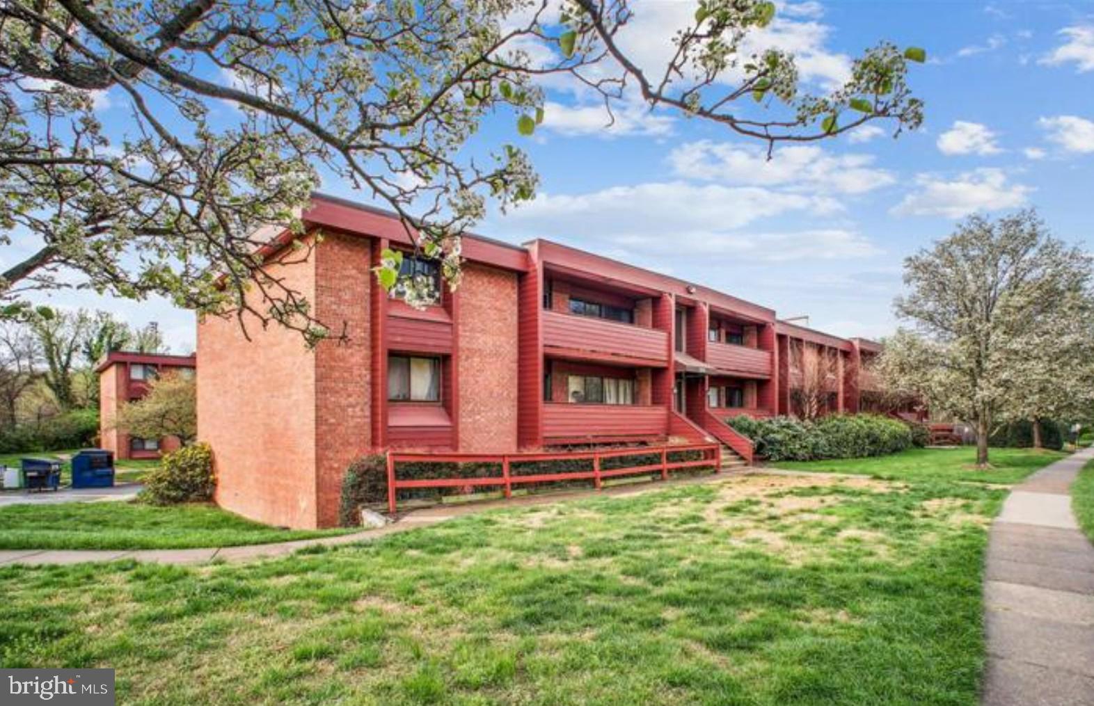 GEORGE MASON VILLAGE - Residential Lease