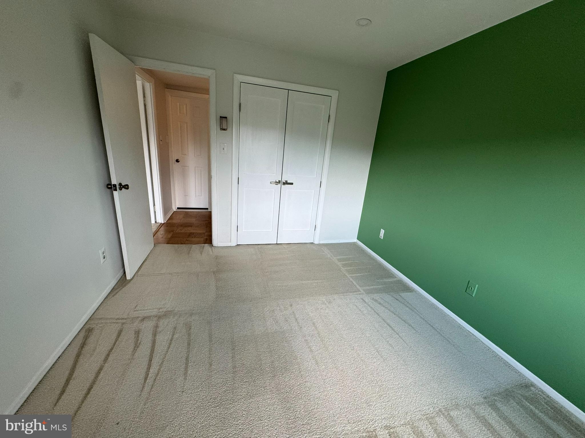 GEORGE MASON VILLAGE - Residential Lease