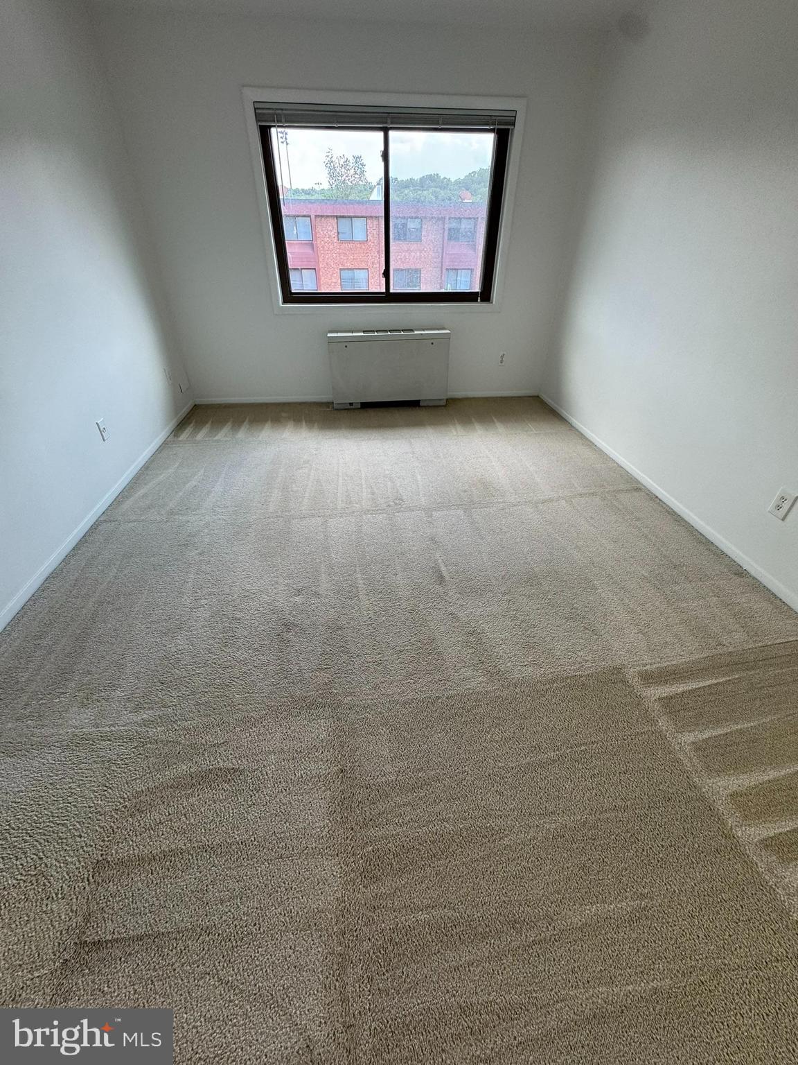 GEORGE MASON VILLAGE - Residential Lease