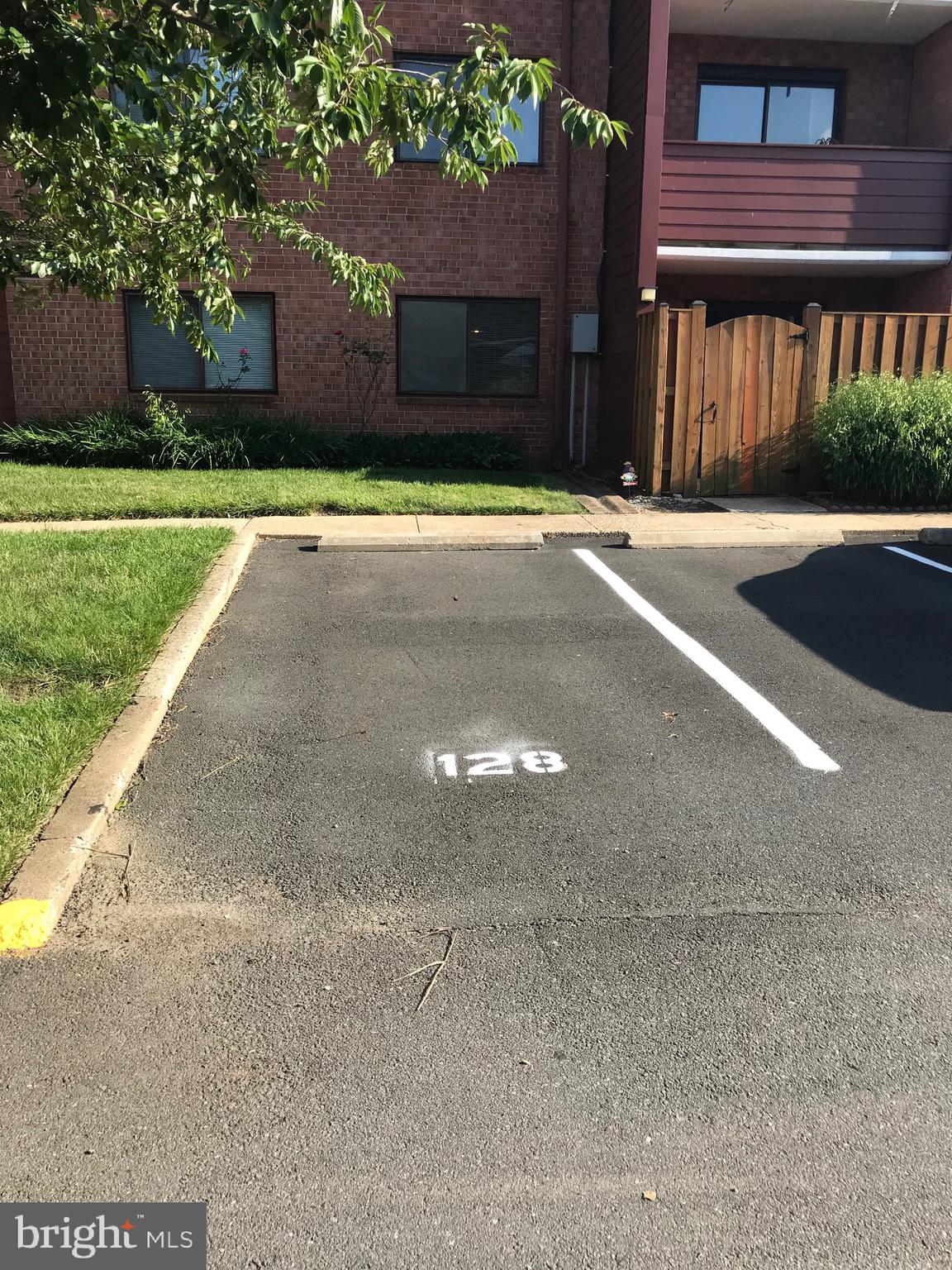 GEORGE MASON VILLAGE - Residential Lease