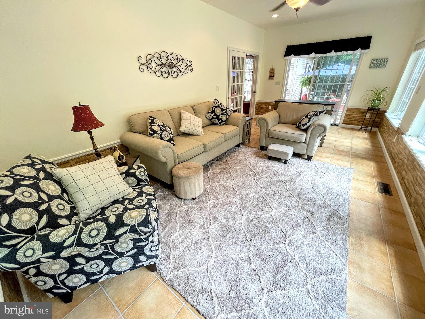 EAGLE ROCK RESORT - Residential