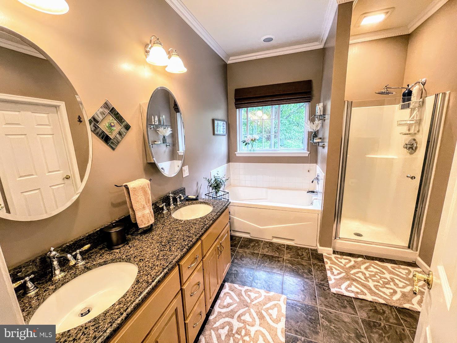 EAGLE ROCK RESORT - Residential