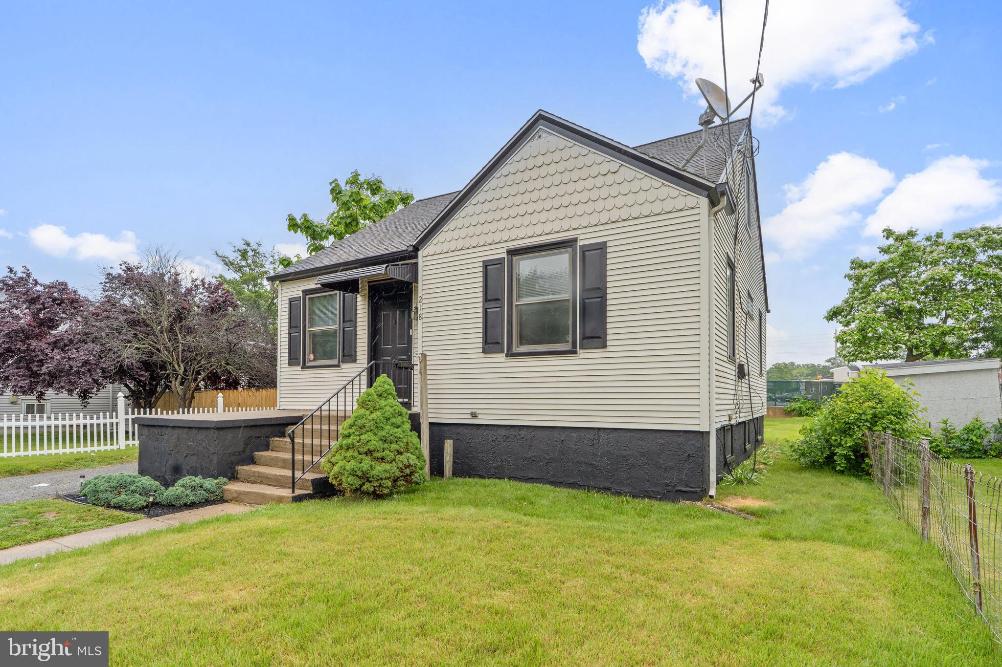 218 CENTER AVENUE