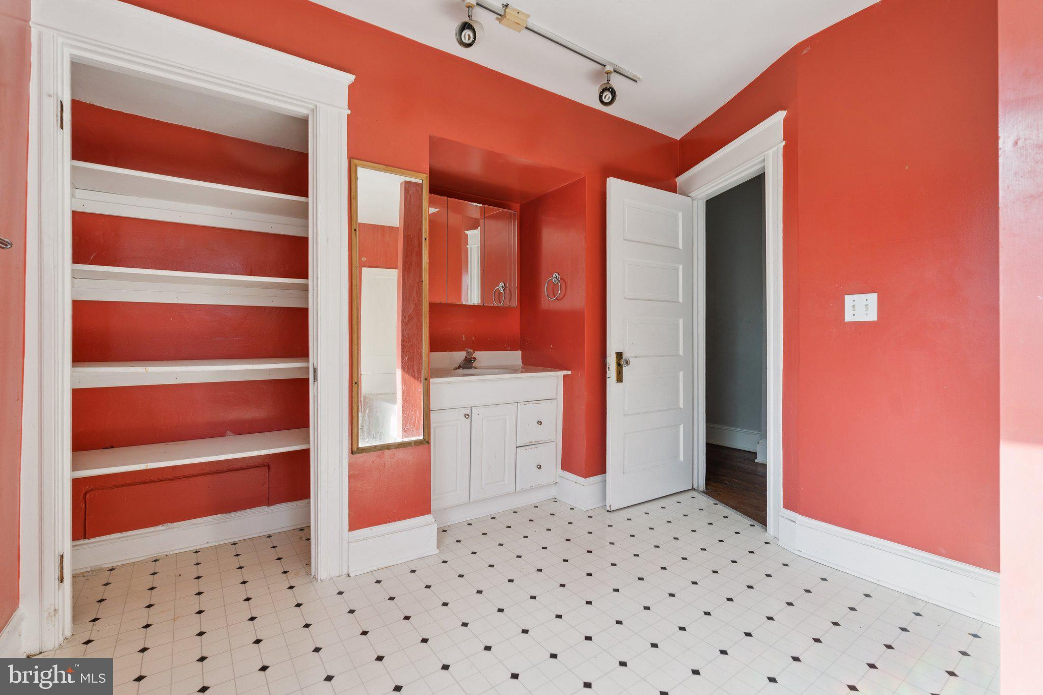 PEN LUCY - Residential