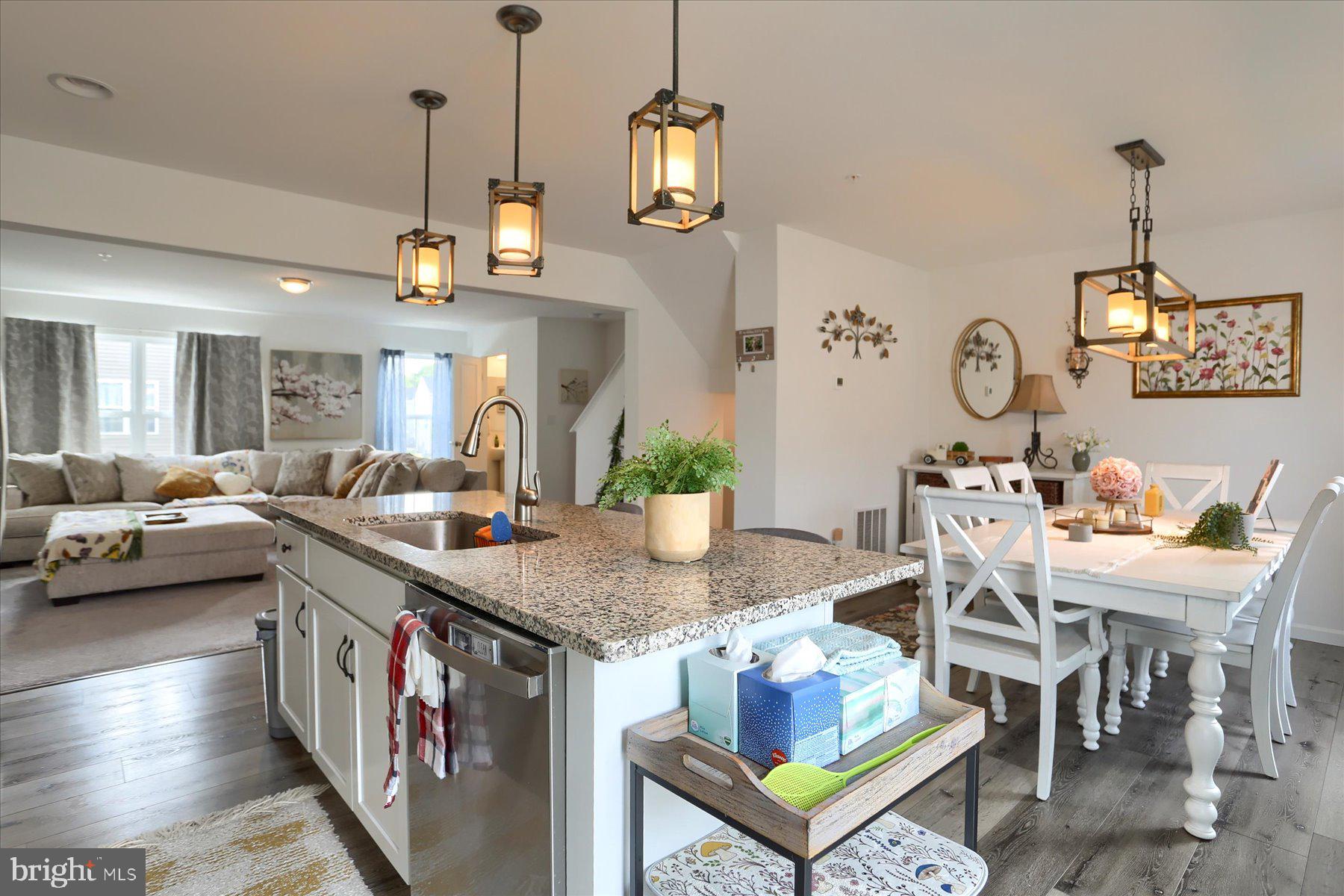 CREEKVALE - Residential