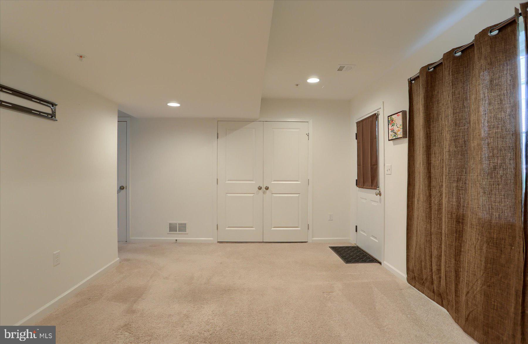 CREEKVALE - Residential