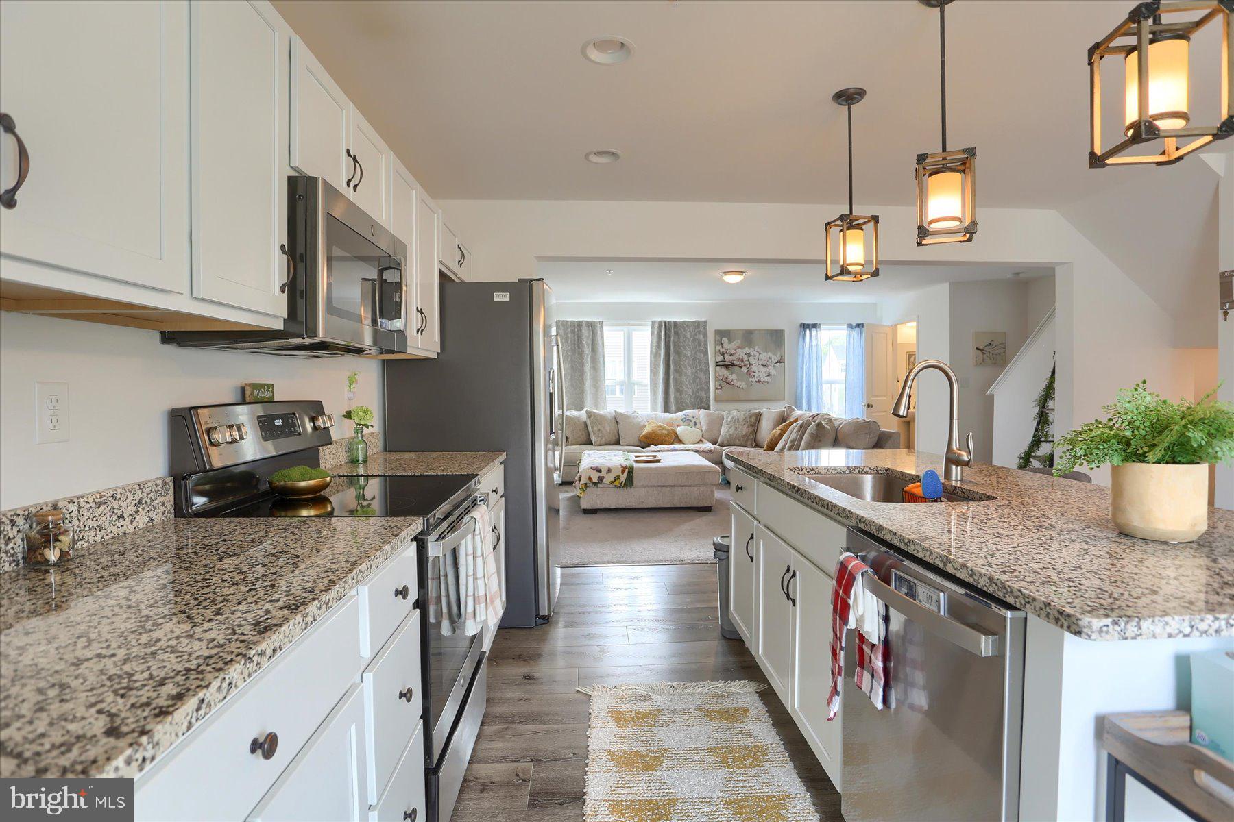 CREEKVALE - Residential