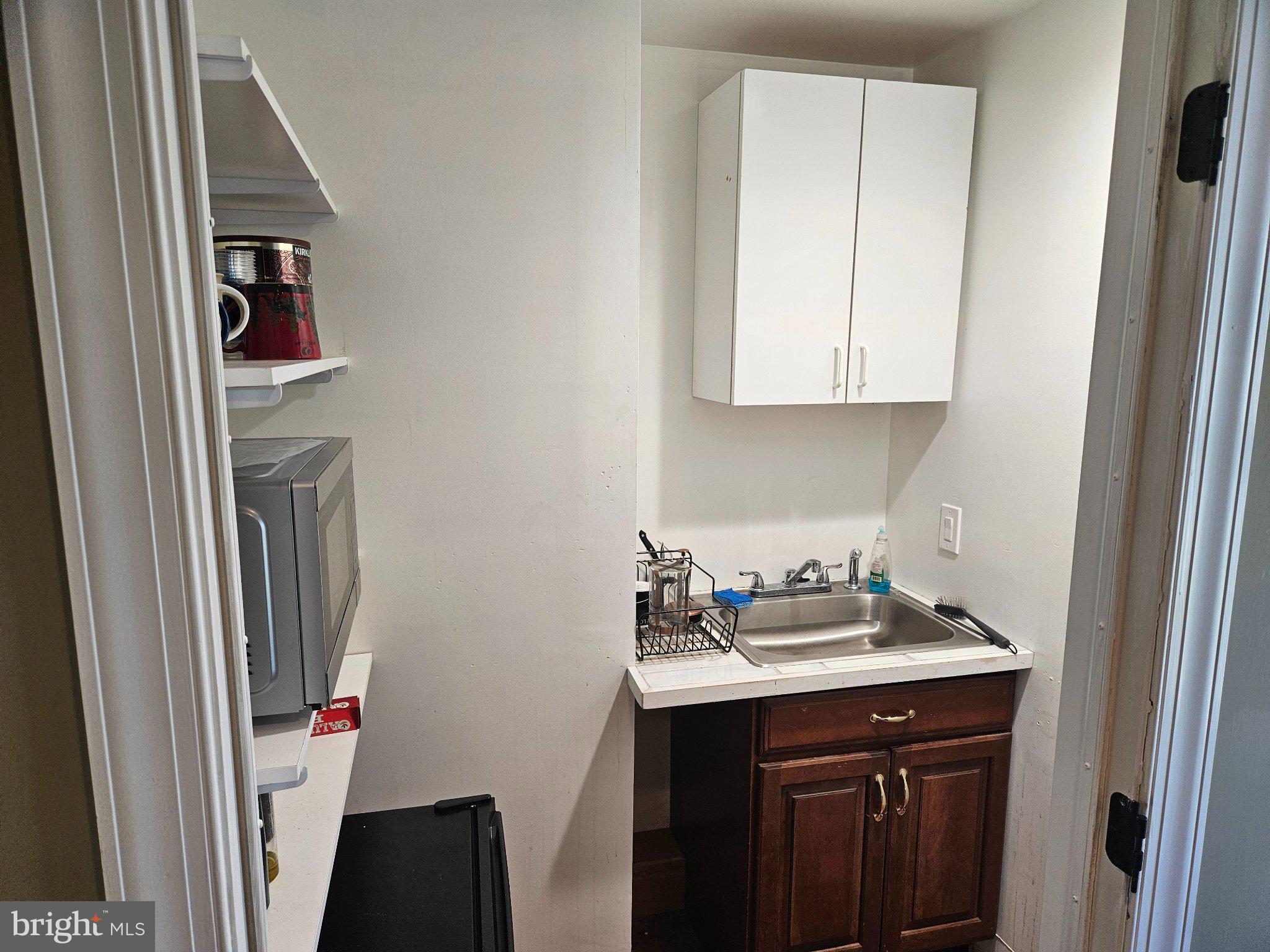 LAFAYETTE HILL - Commercial Sale