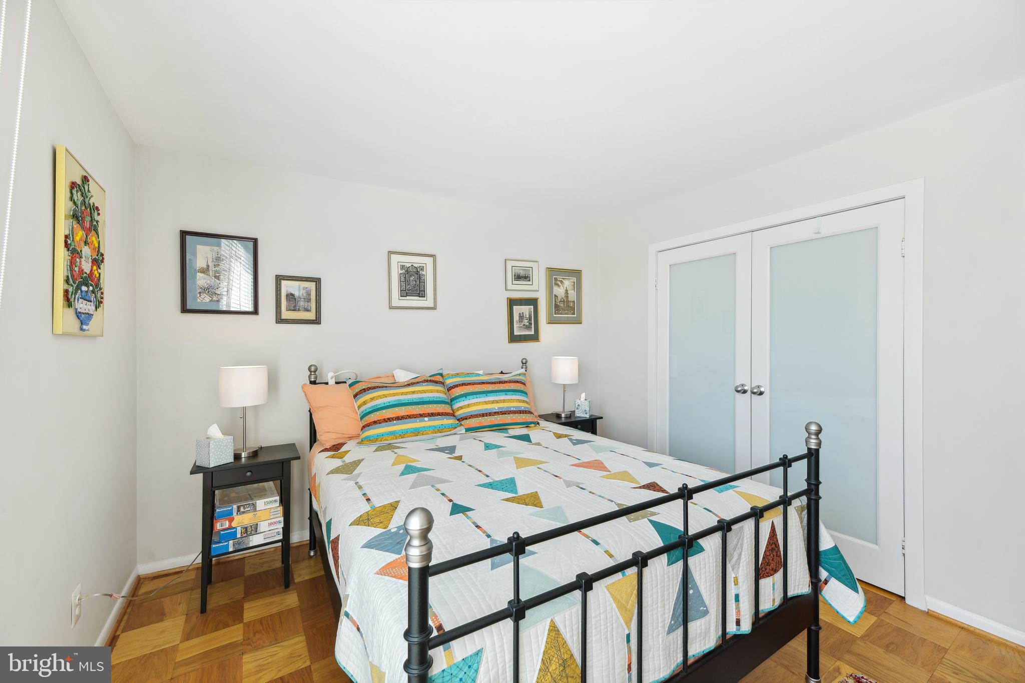 WHITEHALL - Residential