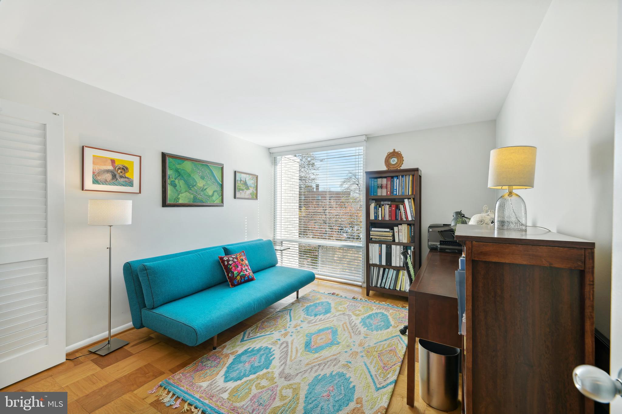 WHITEHALL - Residential