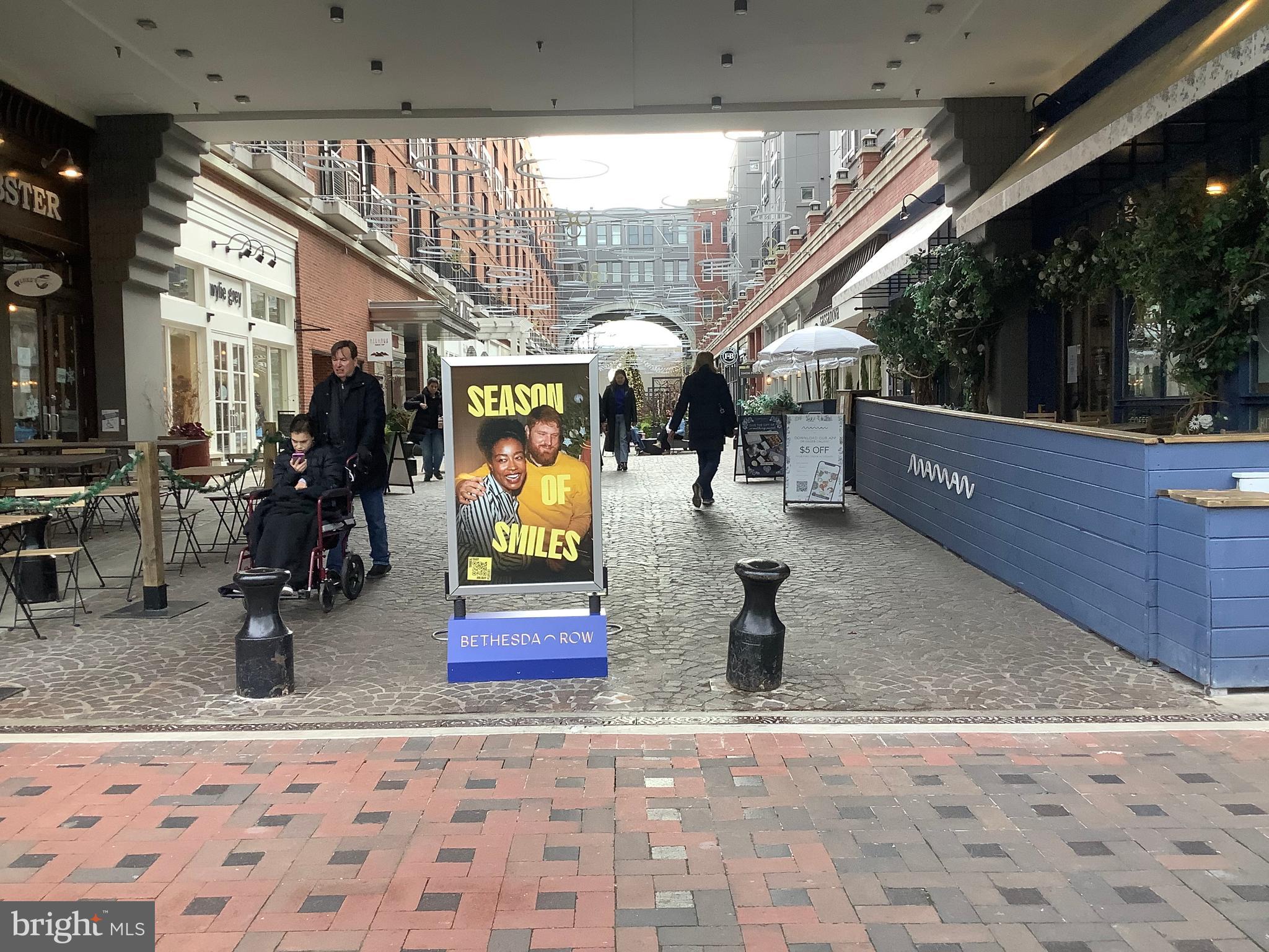 WHITEHALL - Residential