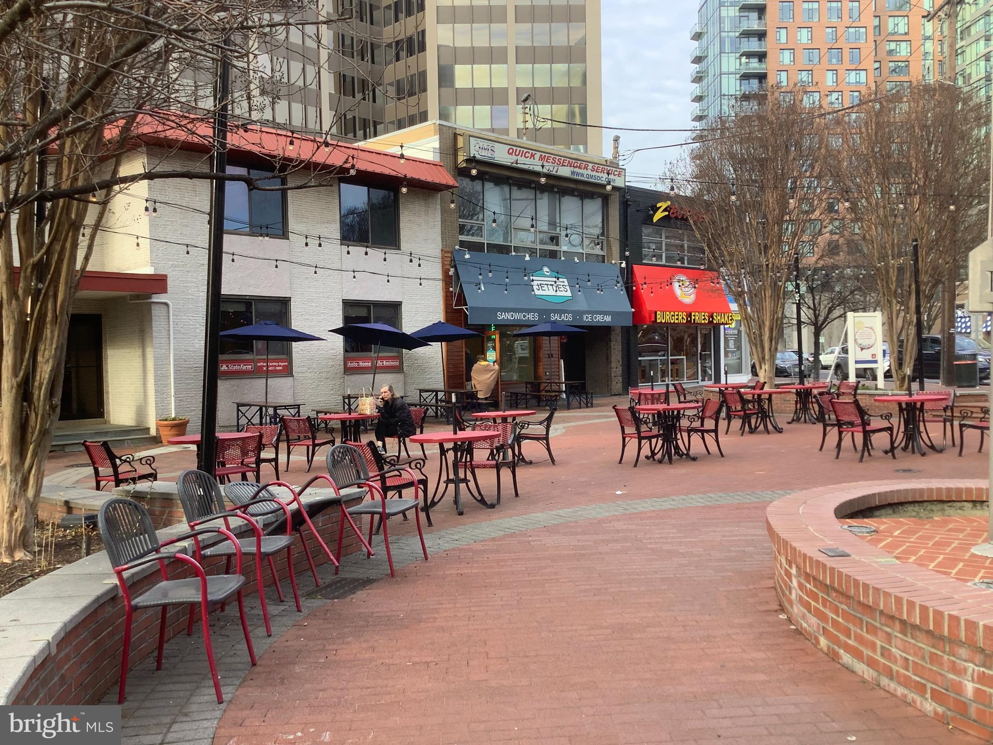 WHITEHALL - Residential