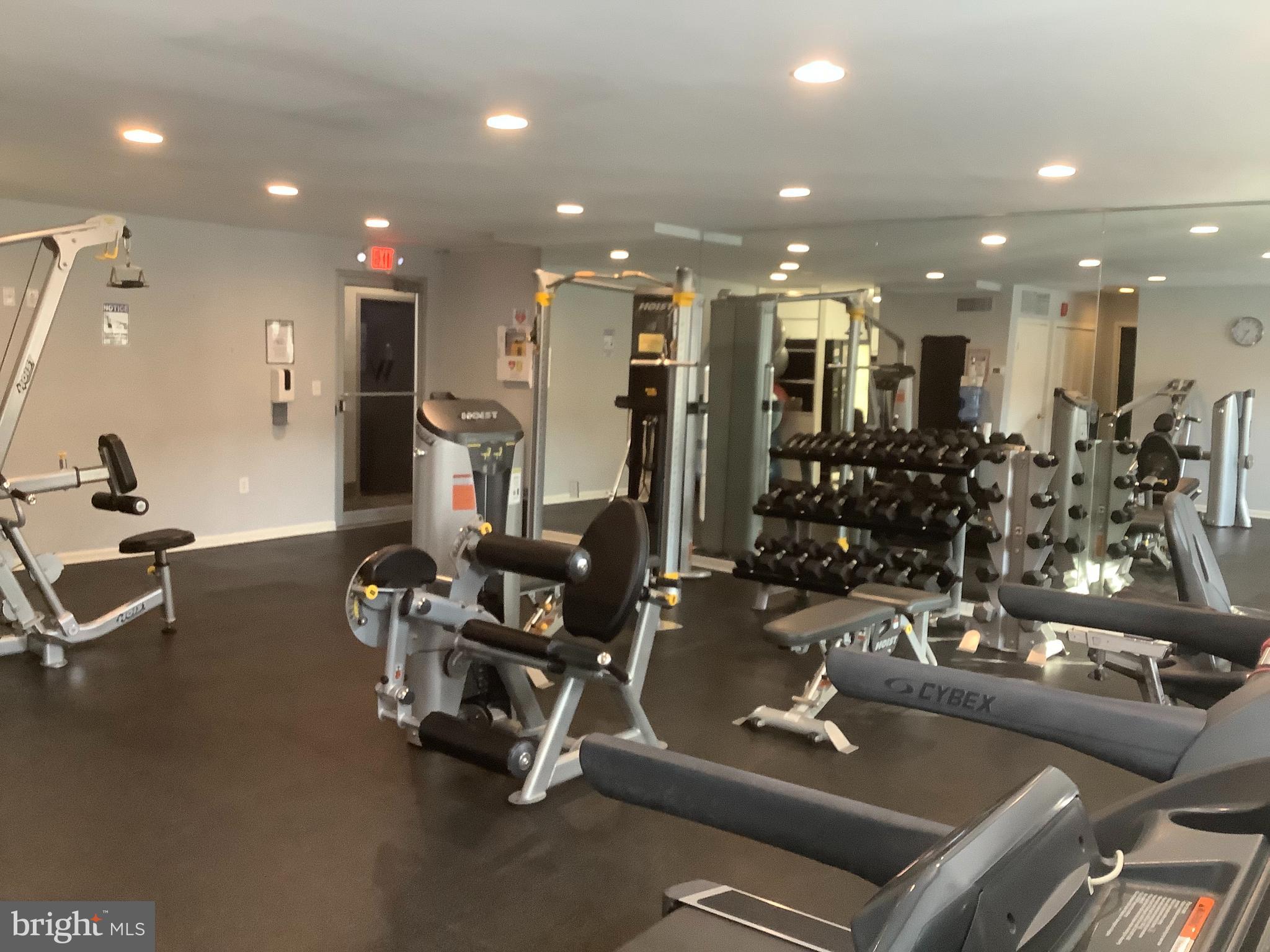 WHITEHALL - Residential