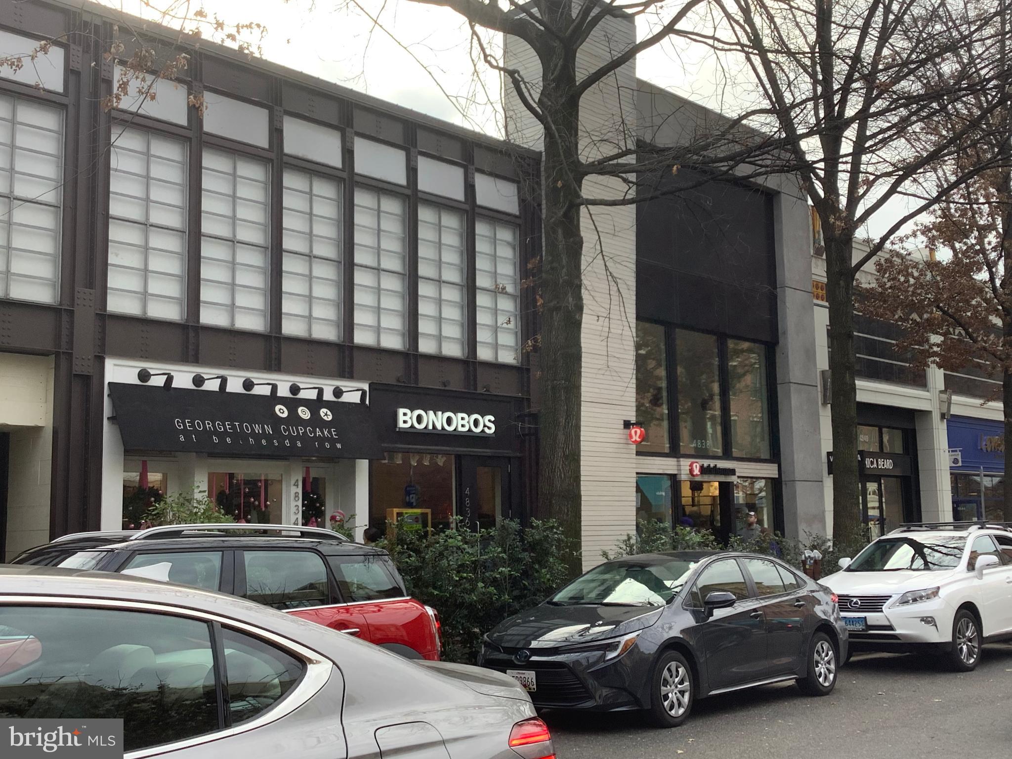 WHITEHALL - Residential