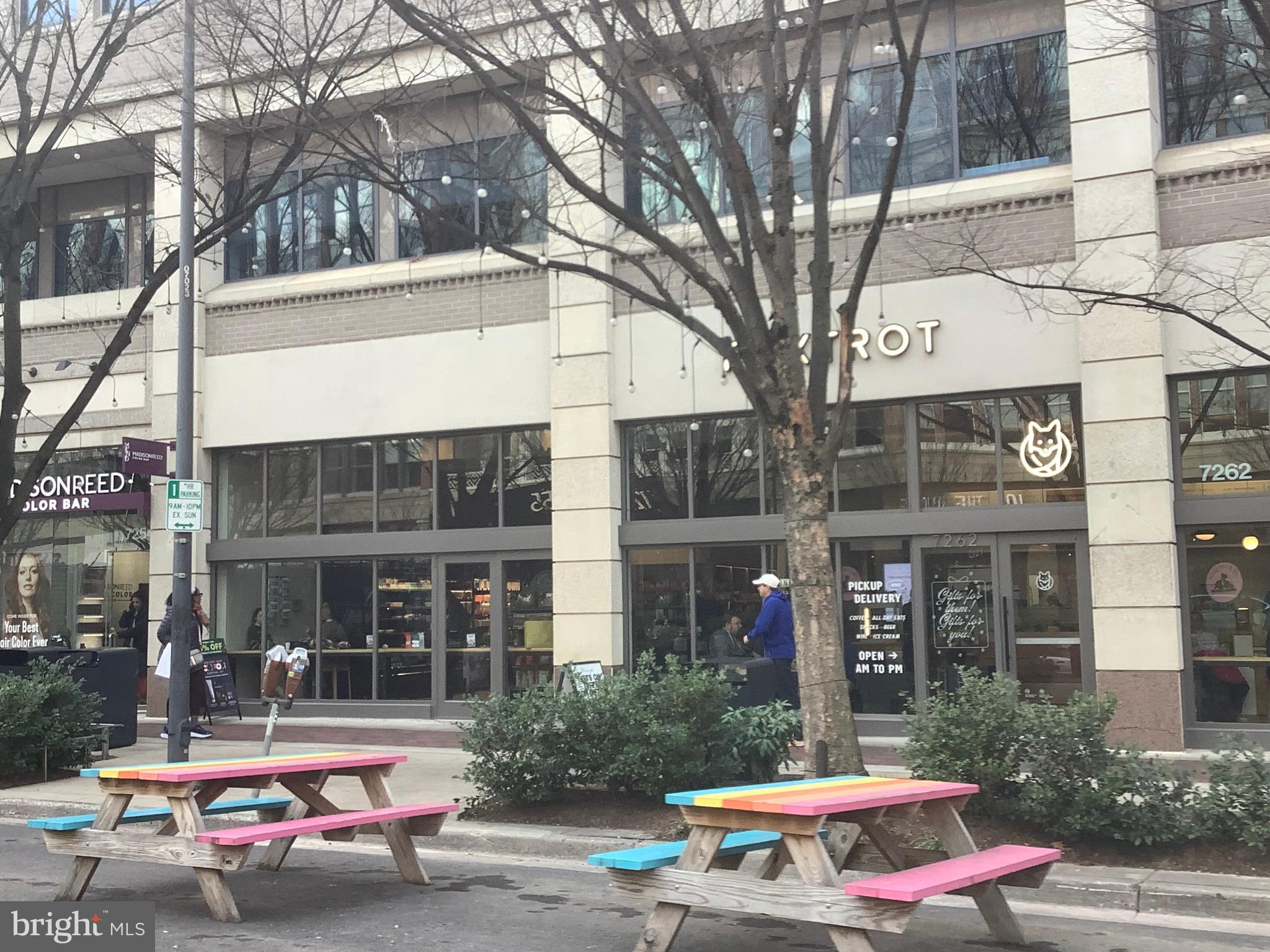 WHITEHALL - Residential