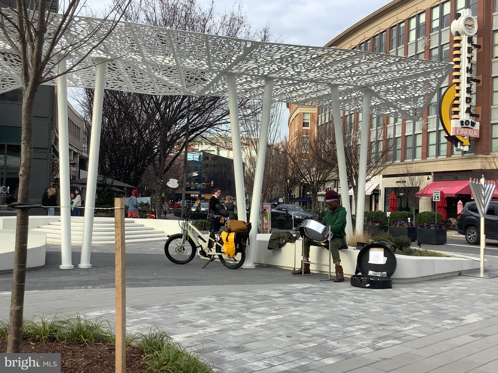 WHITEHALL - Residential