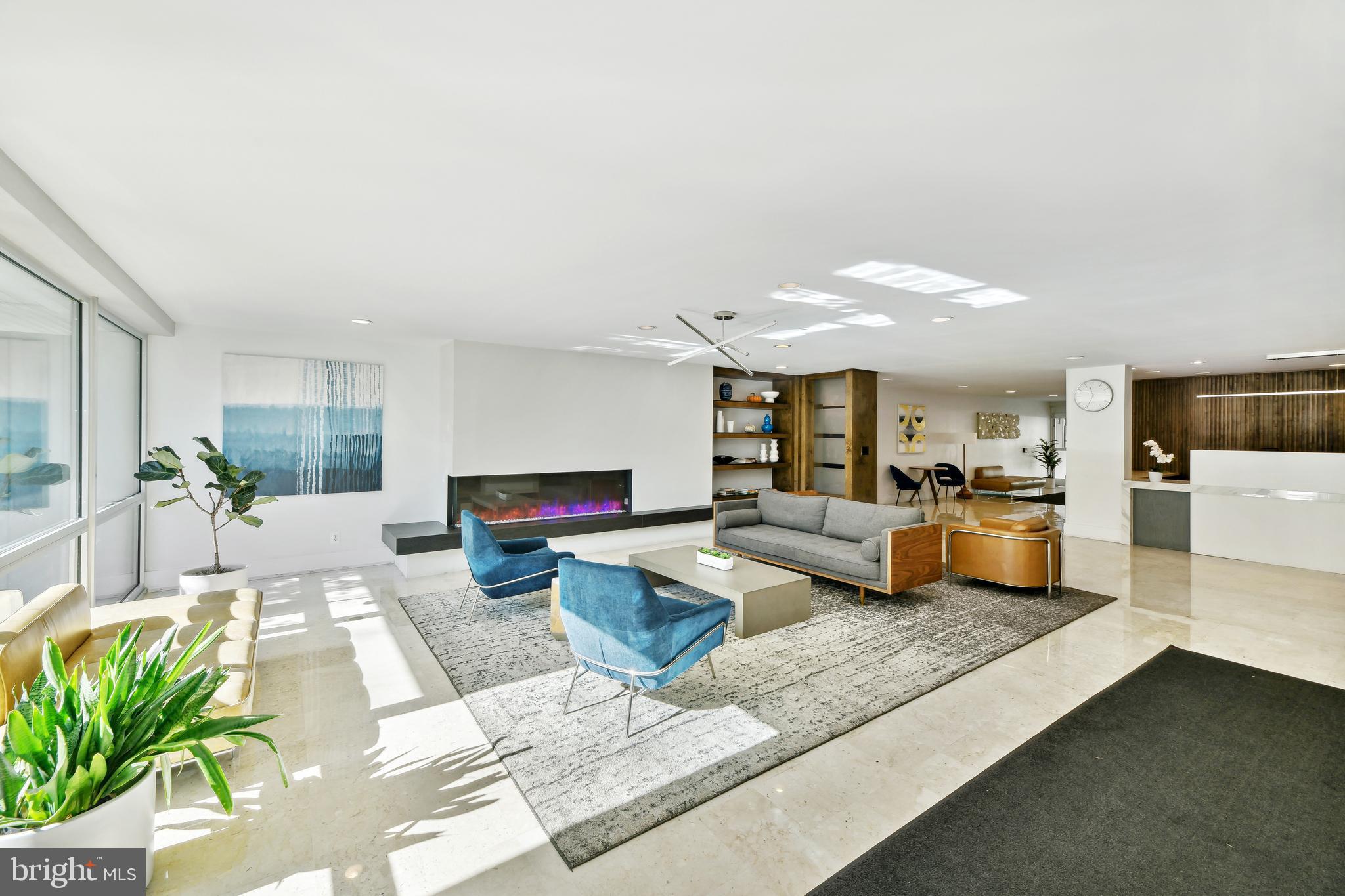 WHITEHALL - Residential