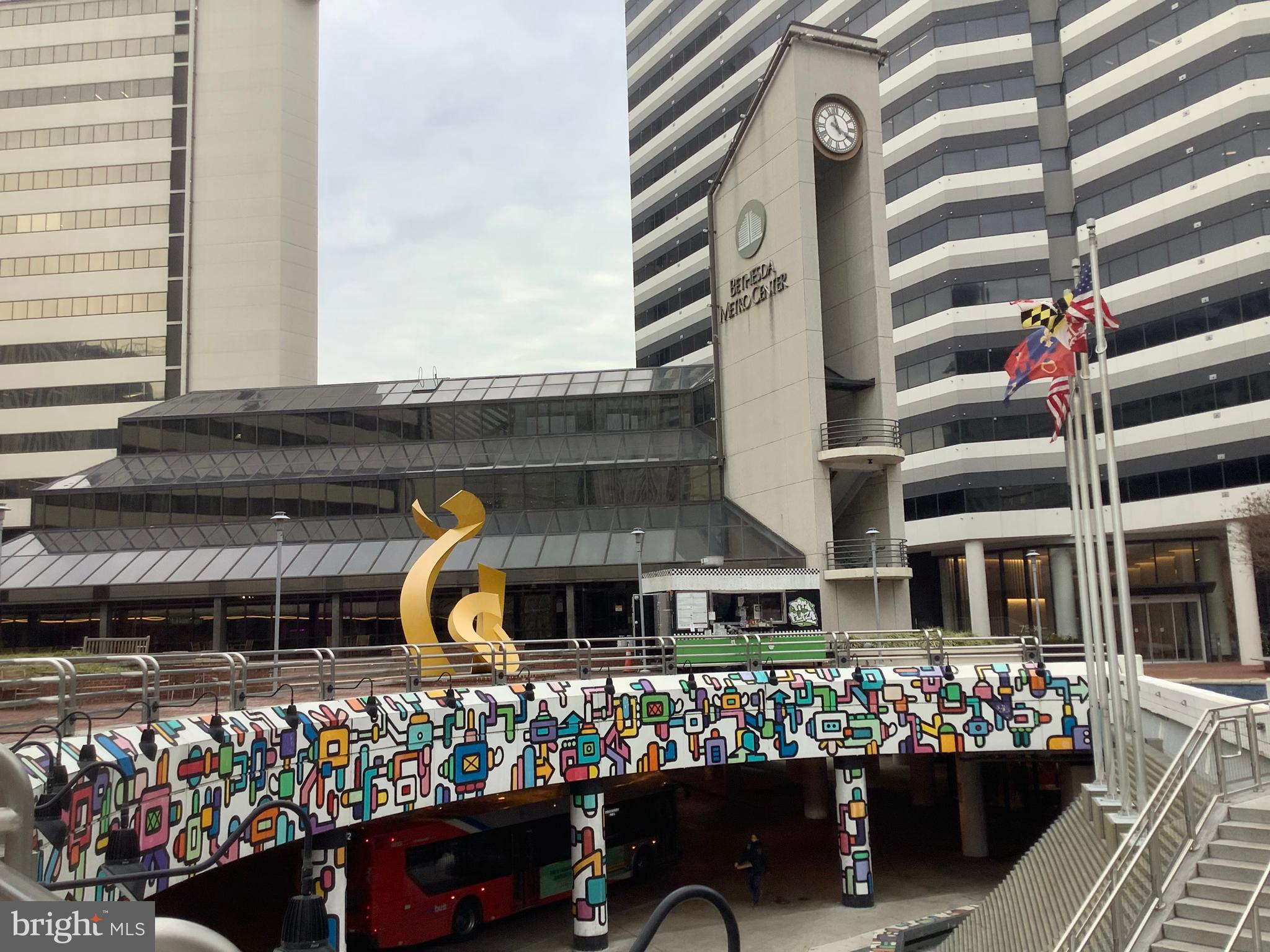 WHITEHALL - Residential