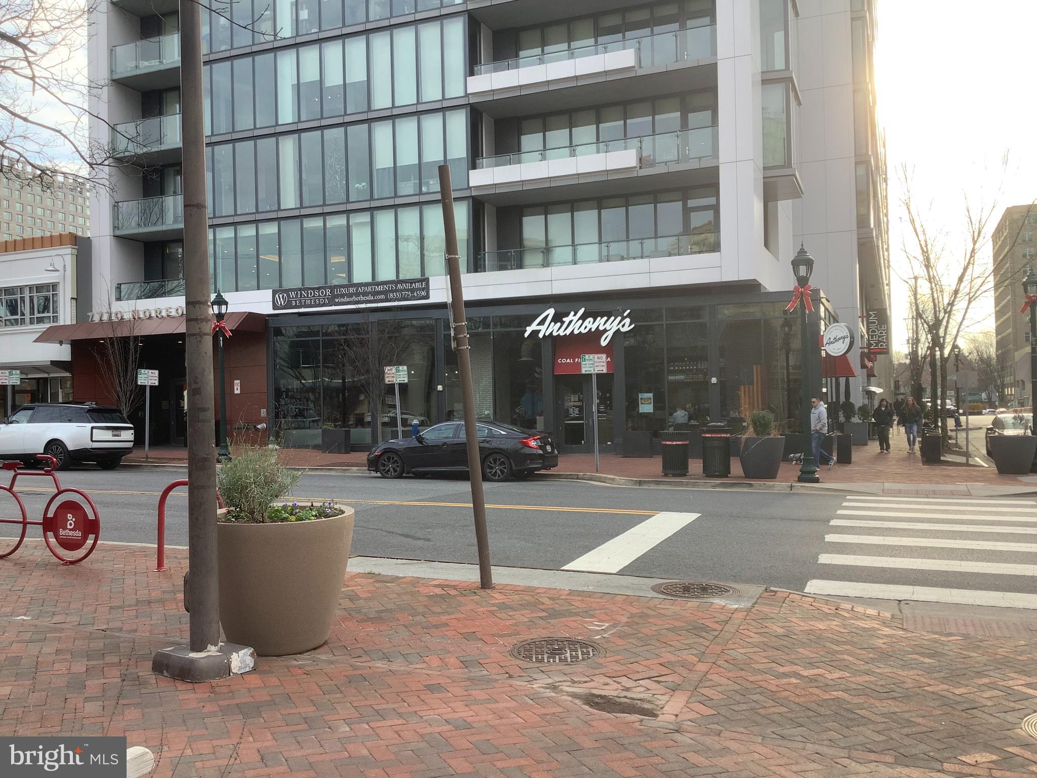 WHITEHALL - Residential