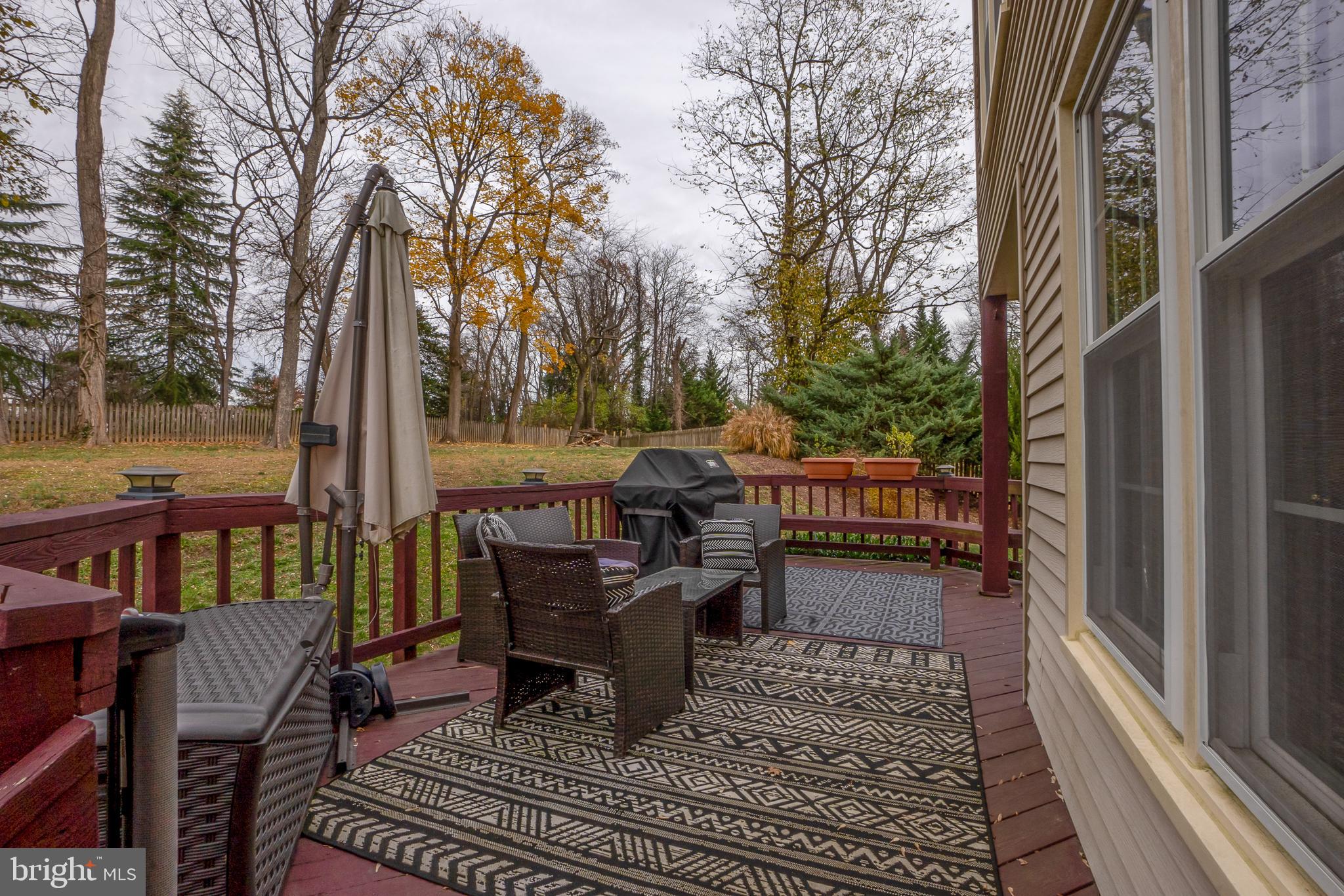 DUMONT OAKS - Residential