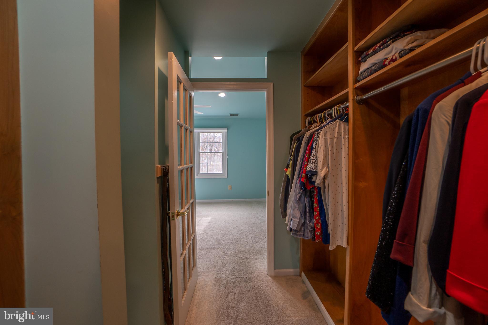 DUMONT OAKS - Residential