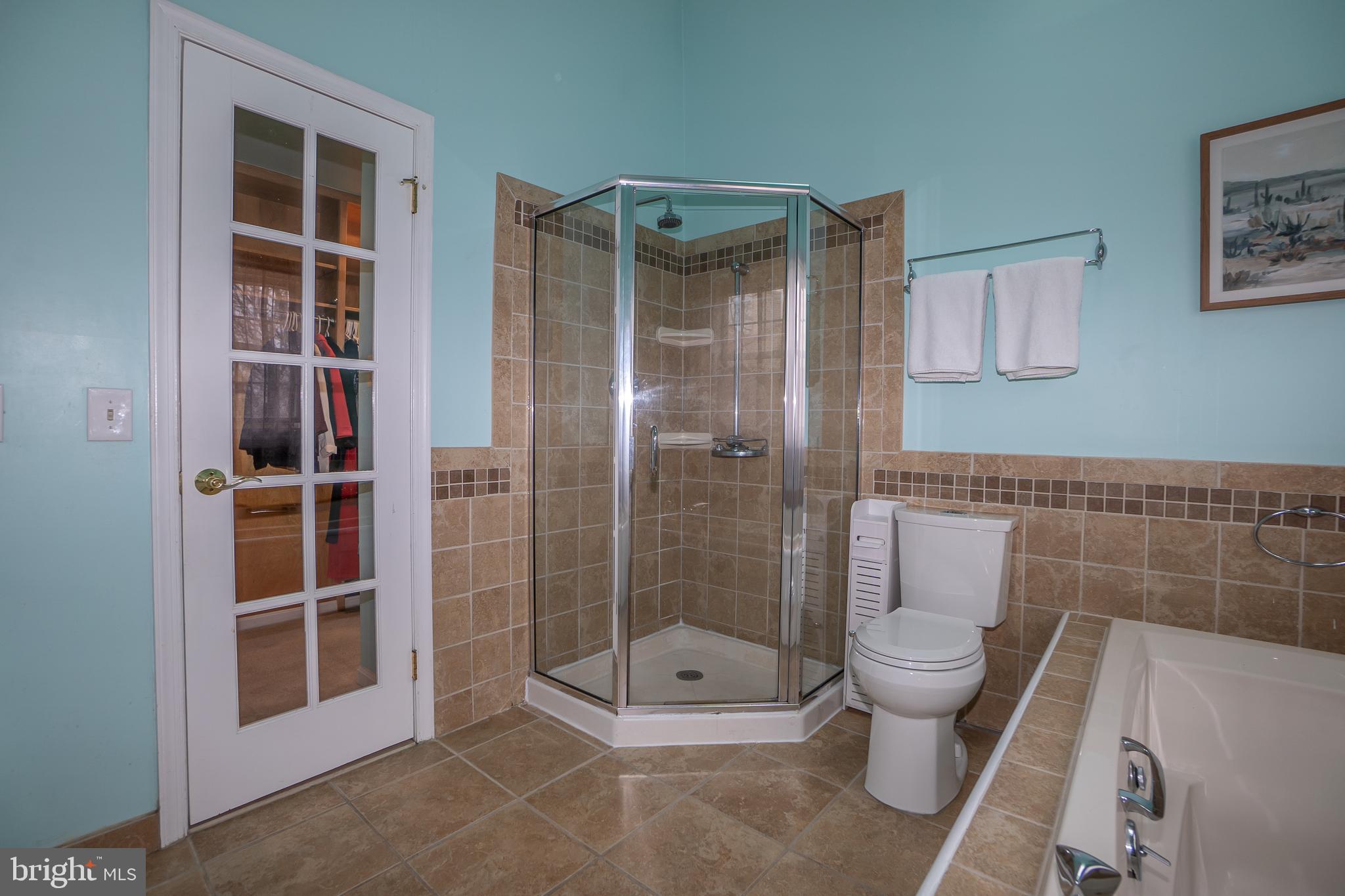 DUMONT OAKS - Residential